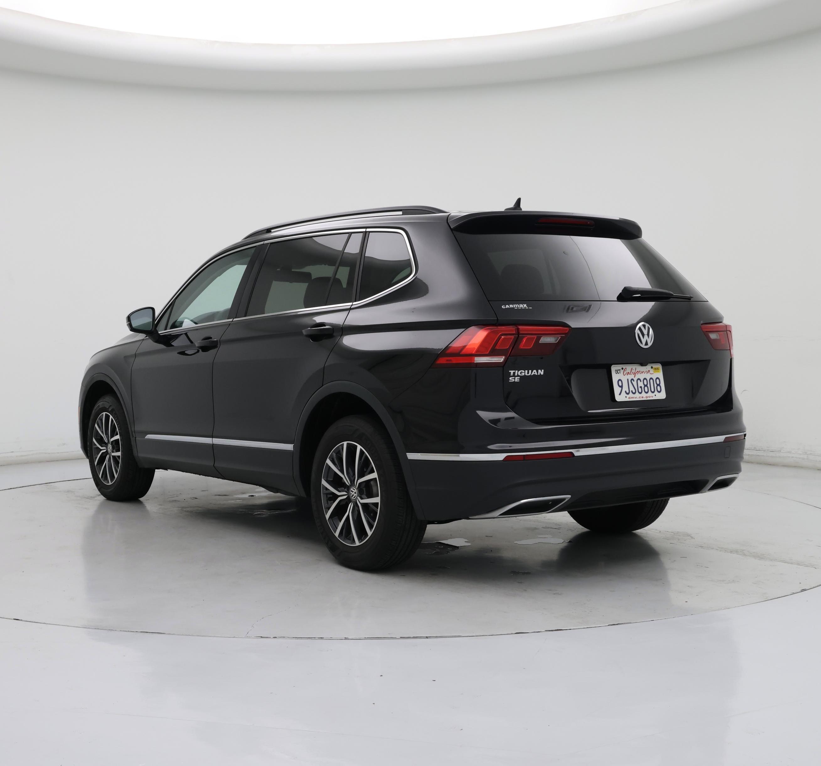 Thumbnail: 2020 Volkswagen Tiguan - 2