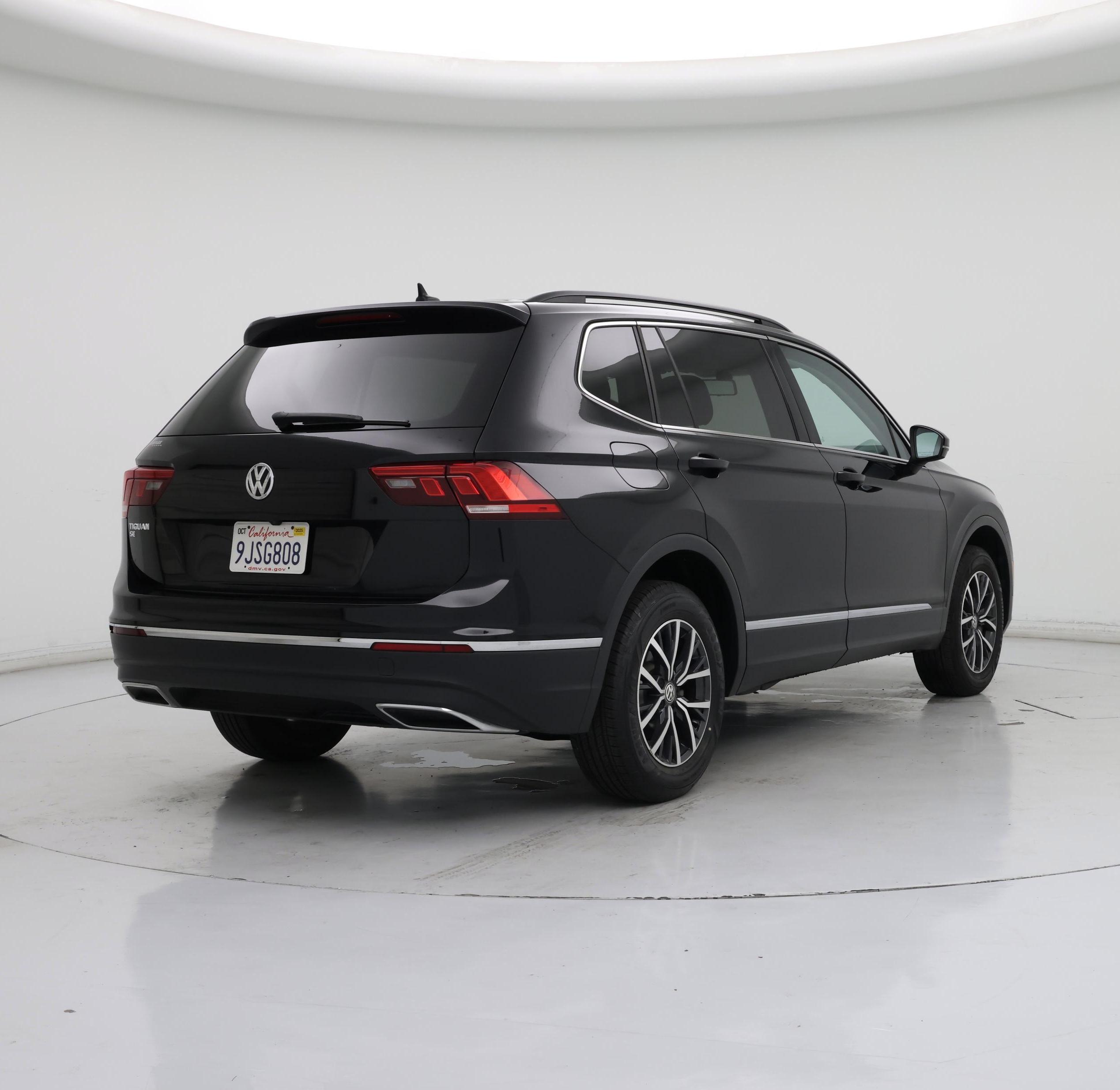 Thumbnail: 2020 Volkswagen Tiguan - 8