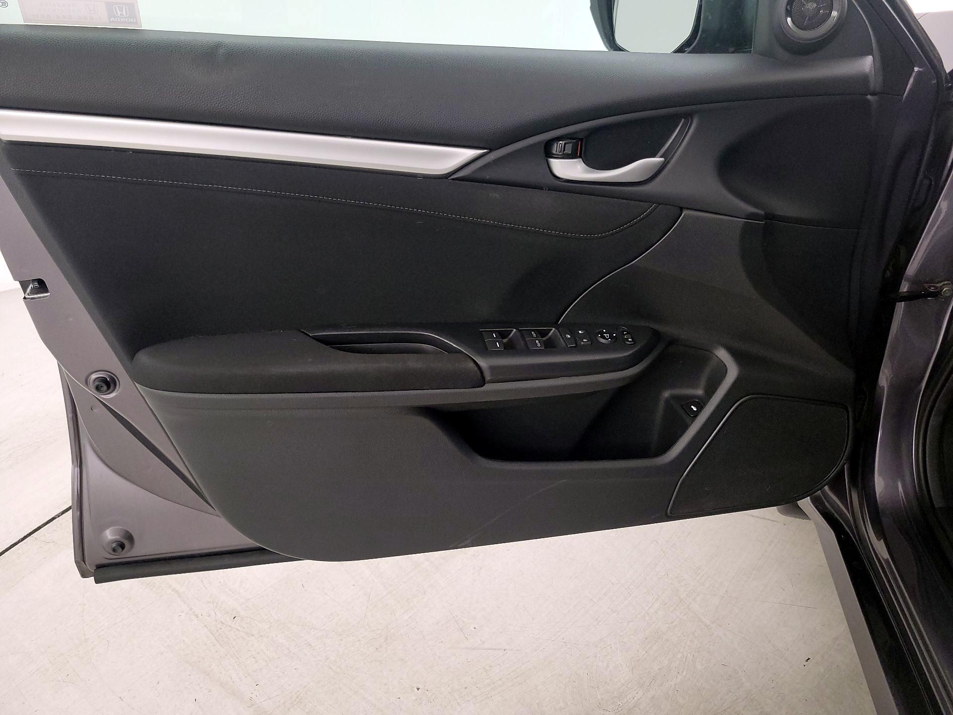 Thumbnail: 2019 Honda Civic - 12