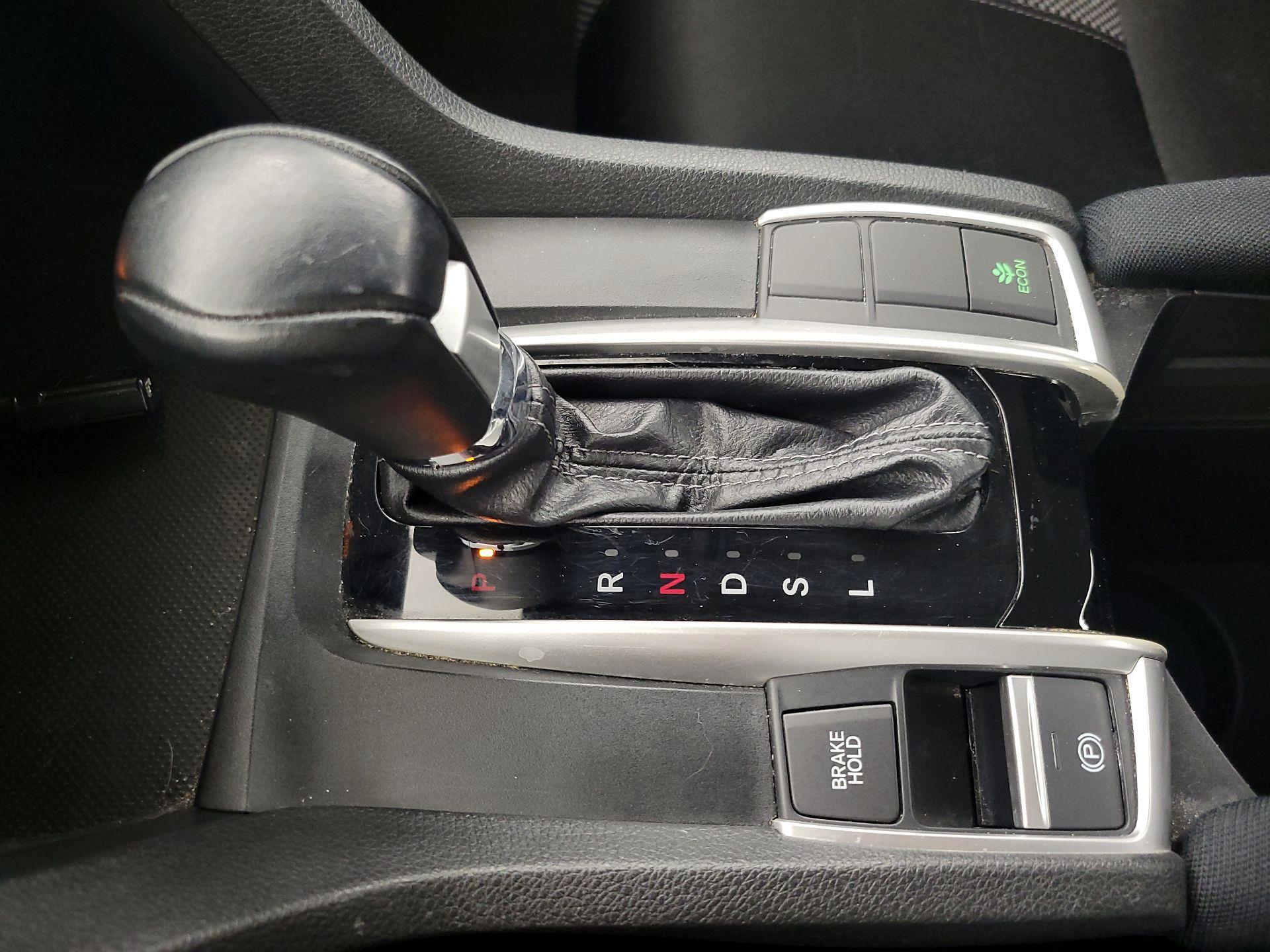 Thumbnail: 2019 Honda Civic - 17