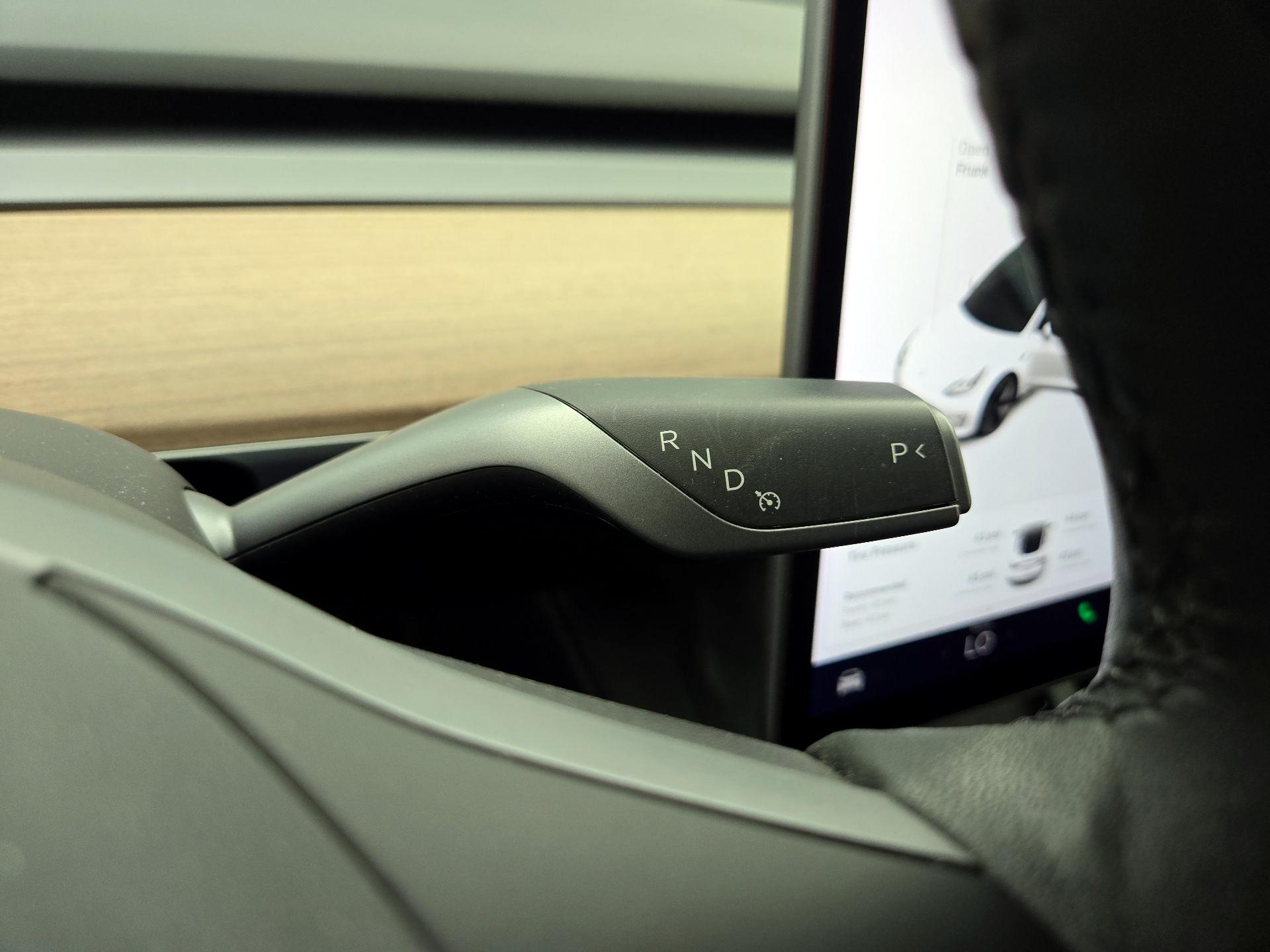 Thumbnail: 2021 Tesla Model 3 - 17