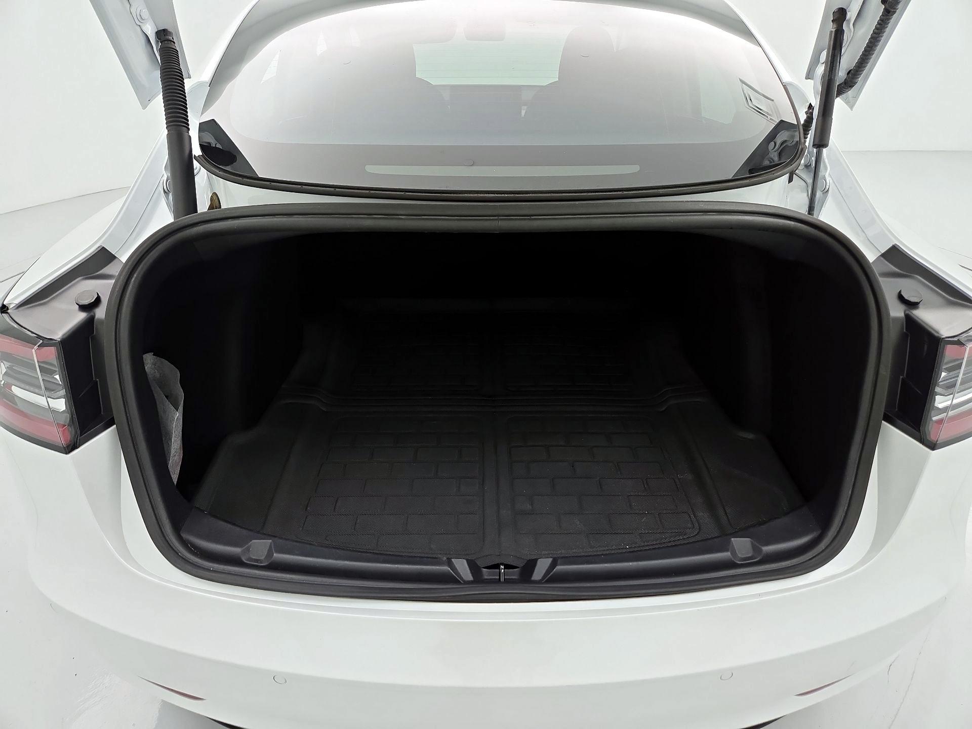 Thumbnail: 2021 Tesla Model 3 - 20
