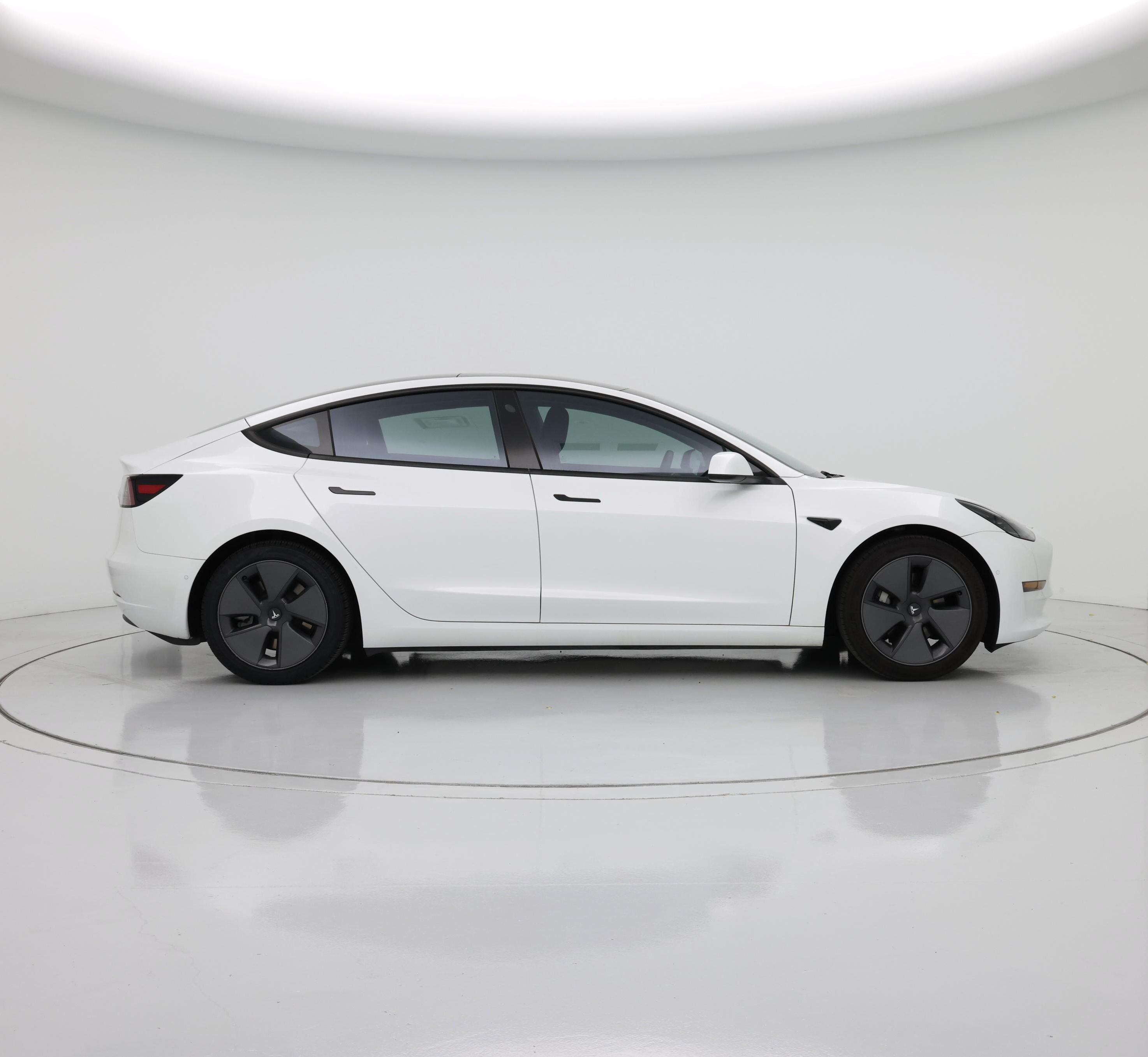 Thumbnail: 2021 Tesla Model 3 - 7