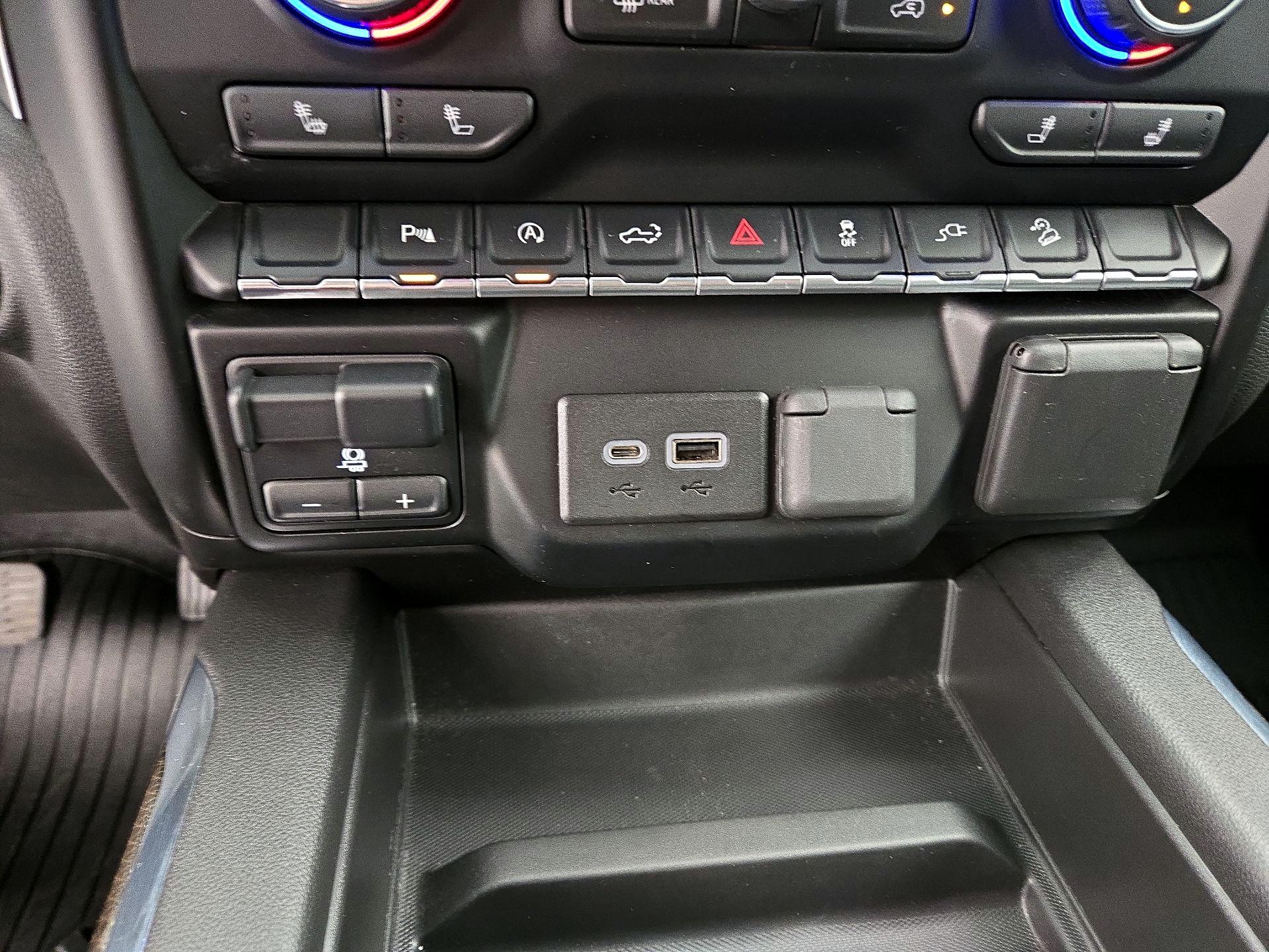 Thumbnail: 2020 Chevrolet Silverado 1500 - 18