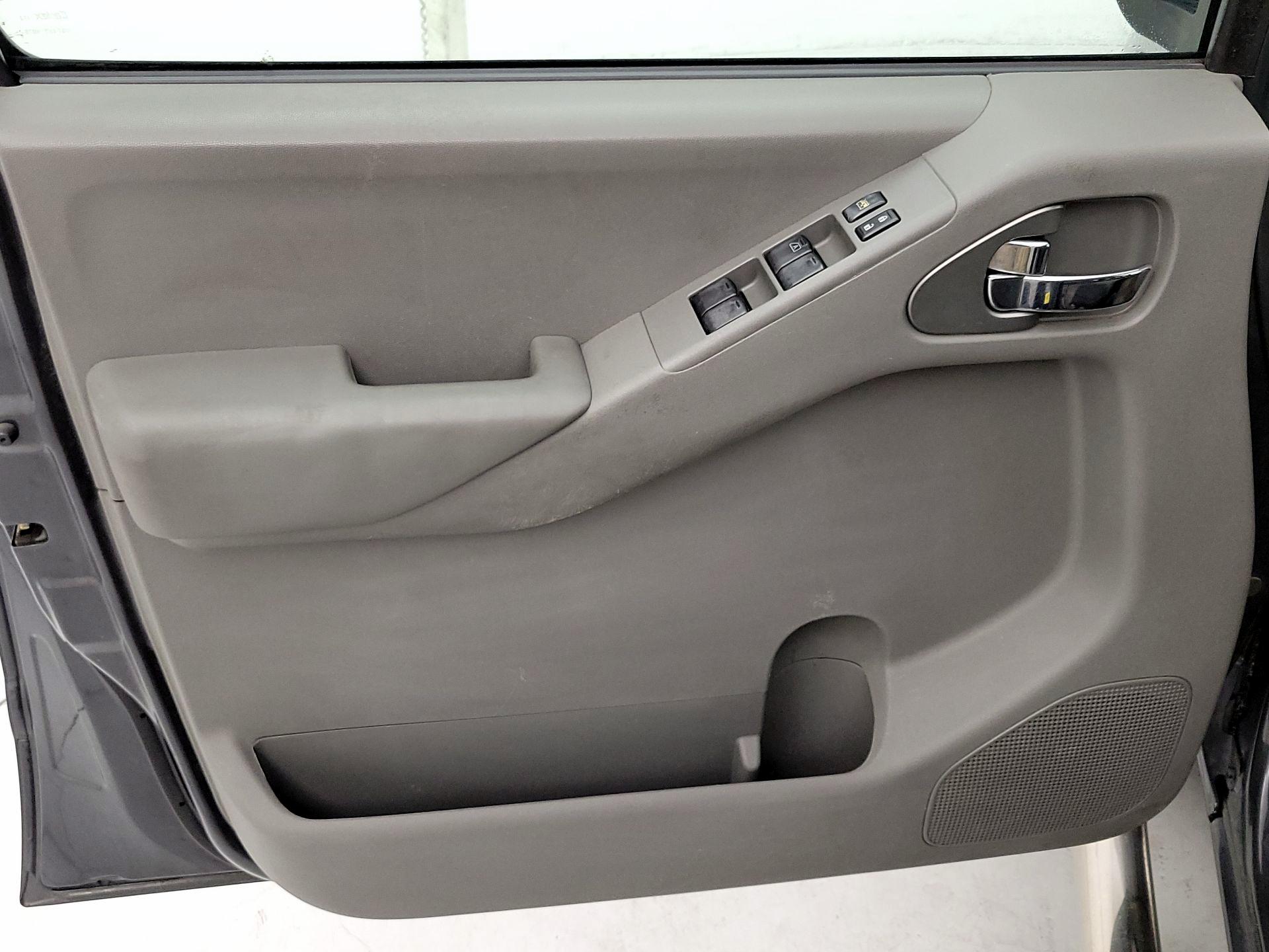 Thumbnail: 2013 Nissan Frontier - 12