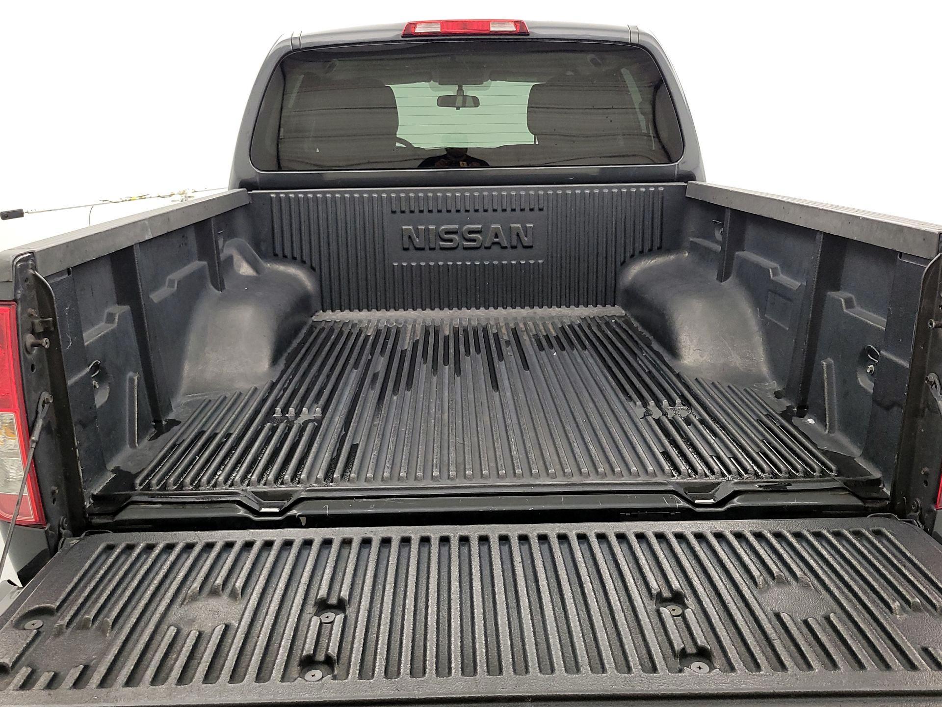Thumbnail: 2013 Nissan Frontier - 19