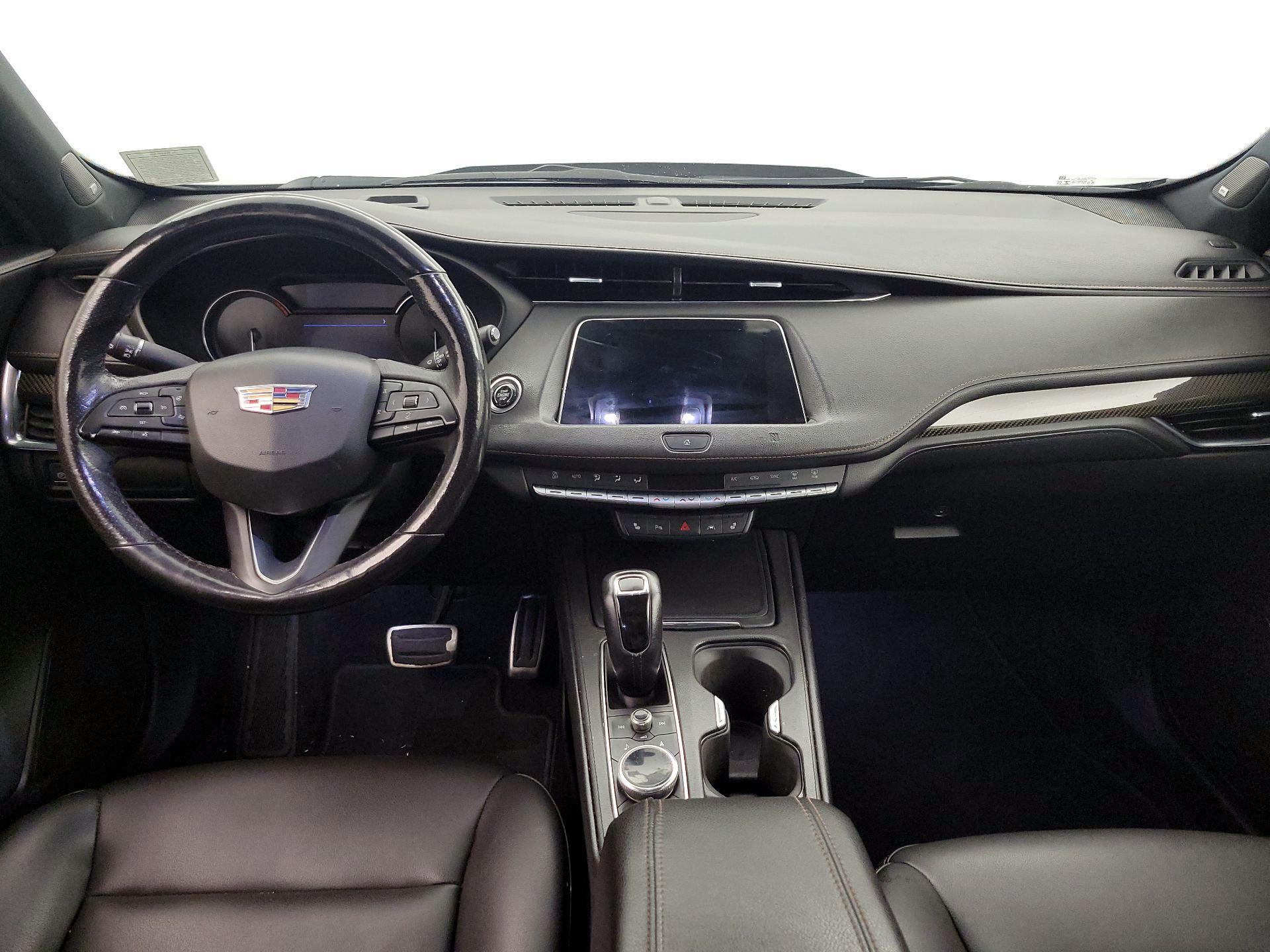 Thumbnail: 2019 Cadillac XT4 - 9