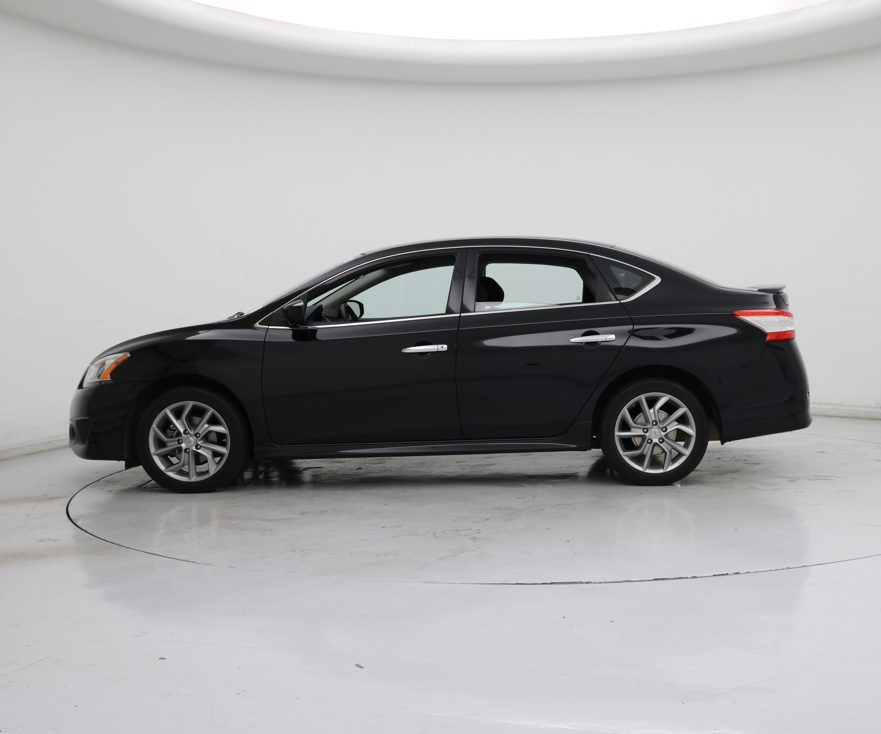 Thumbnail: 2014 Nissan Sentra - 3