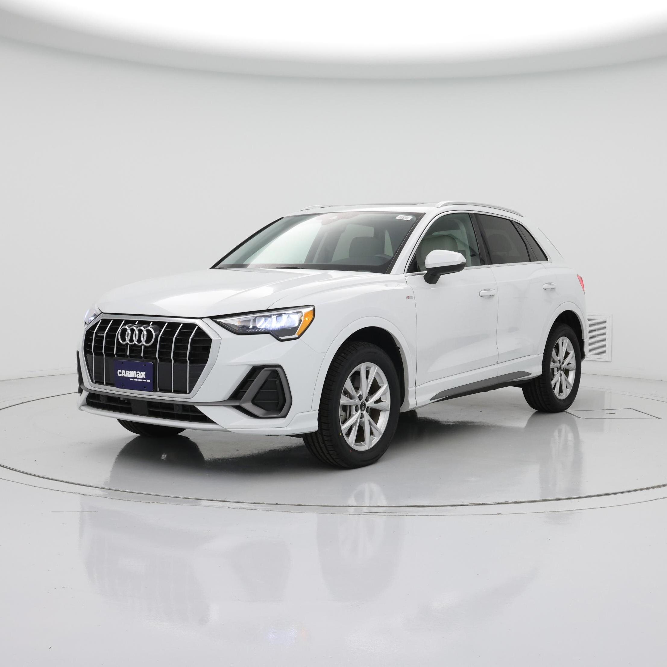 Thumbnail: 2022 Audi Q3 - 4
