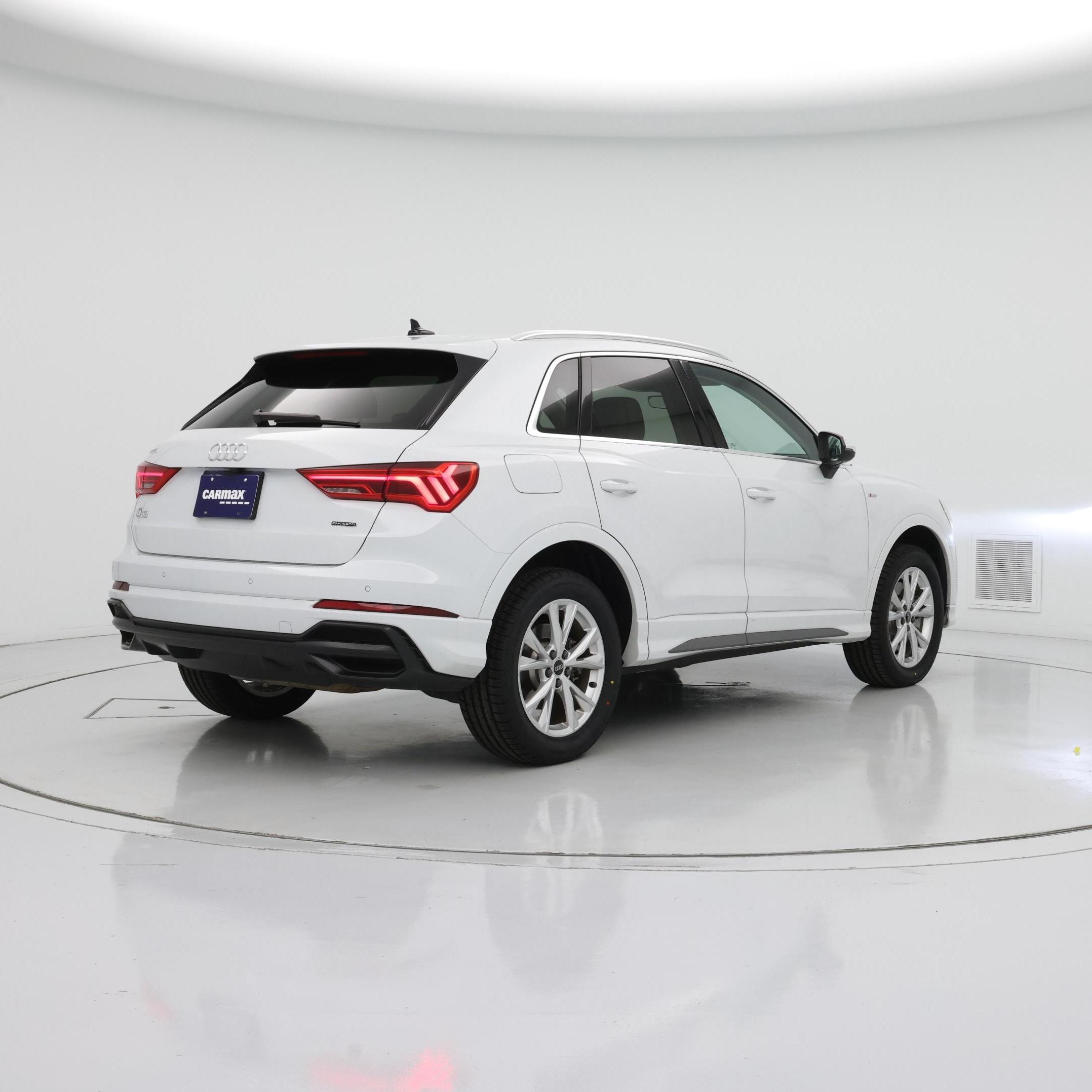 Thumbnail: 2022 Audi Q3 - 8