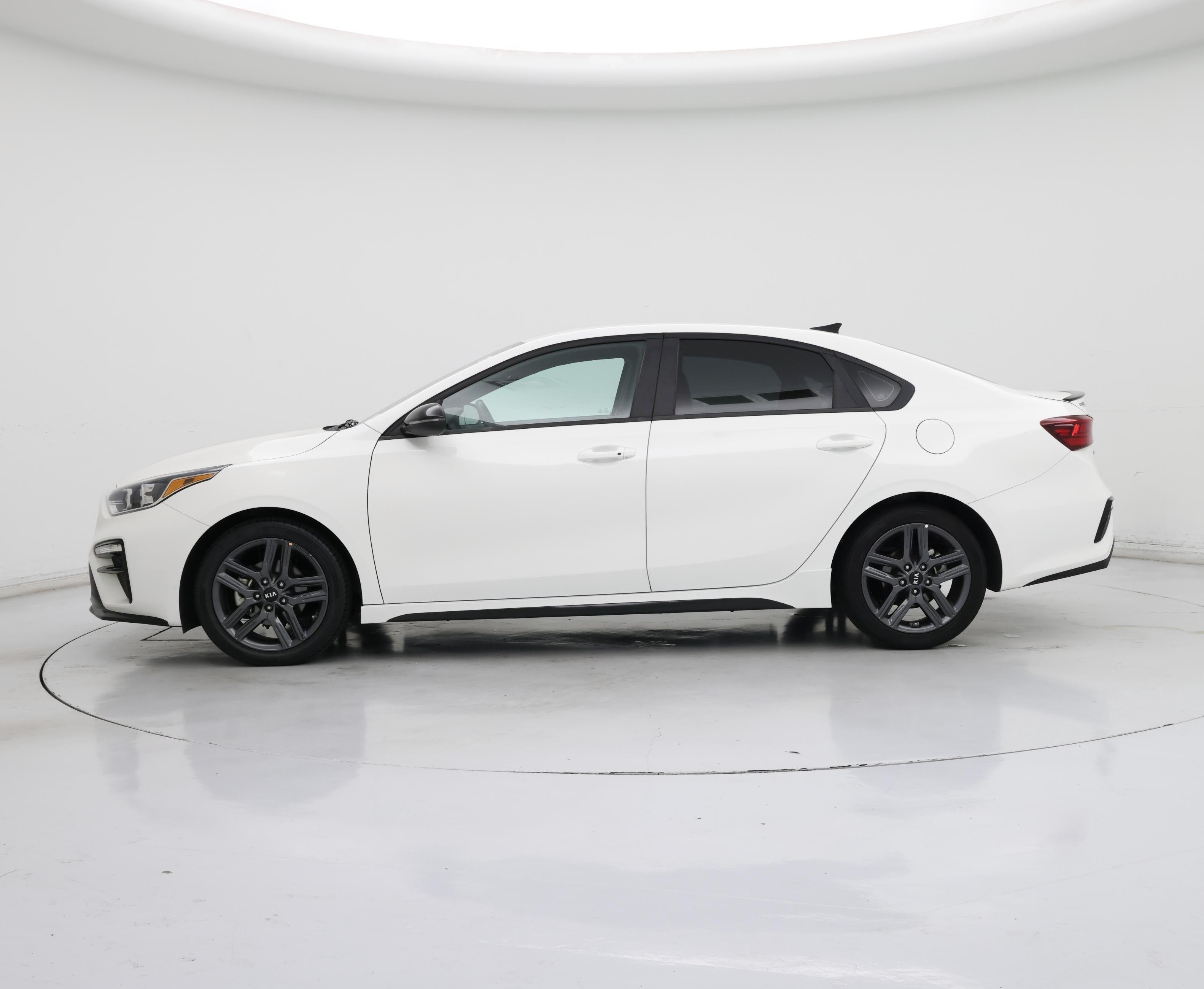 Thumbnail: 2021 Kia Forte - 3