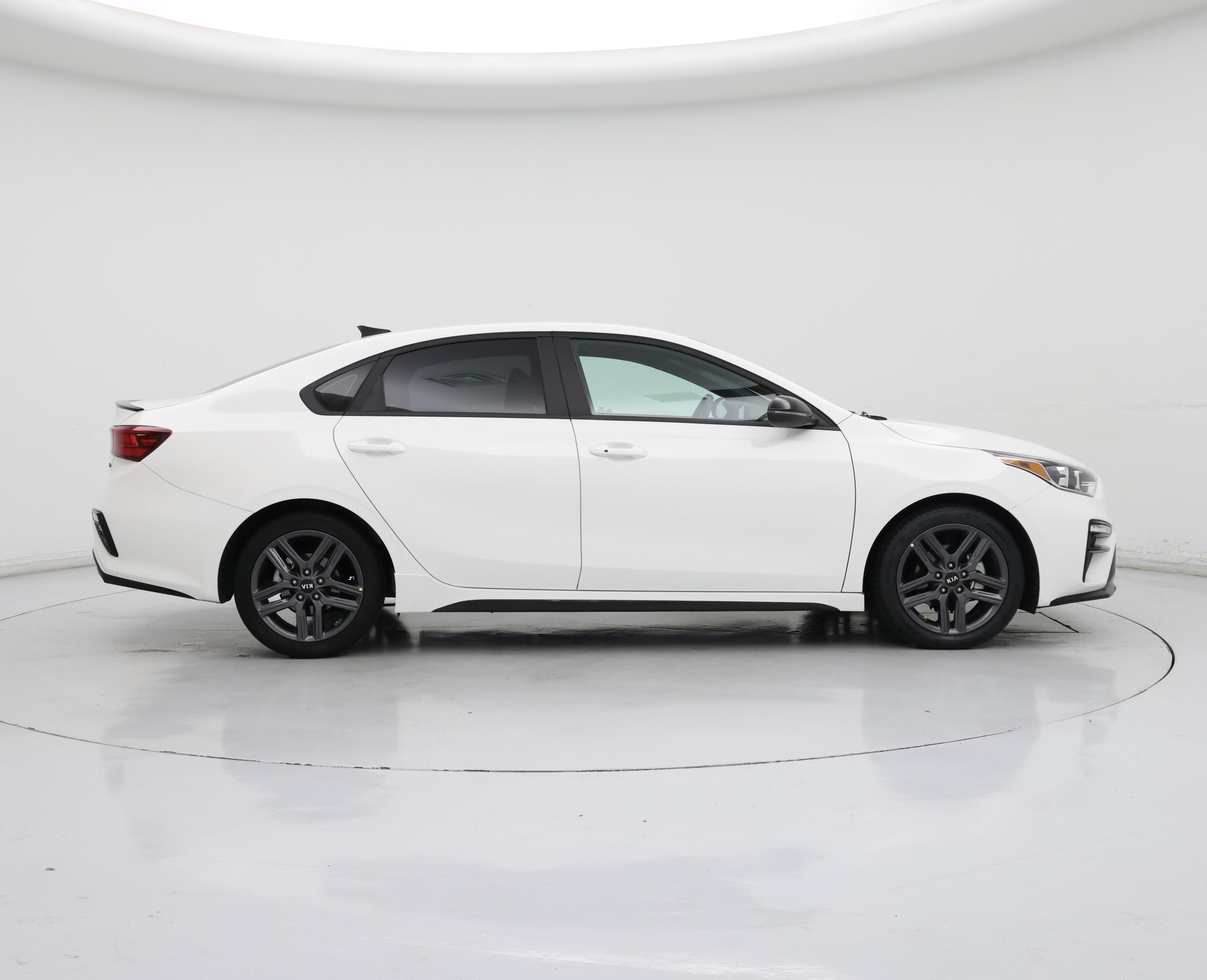 Thumbnail: 2021 Kia Forte - 7