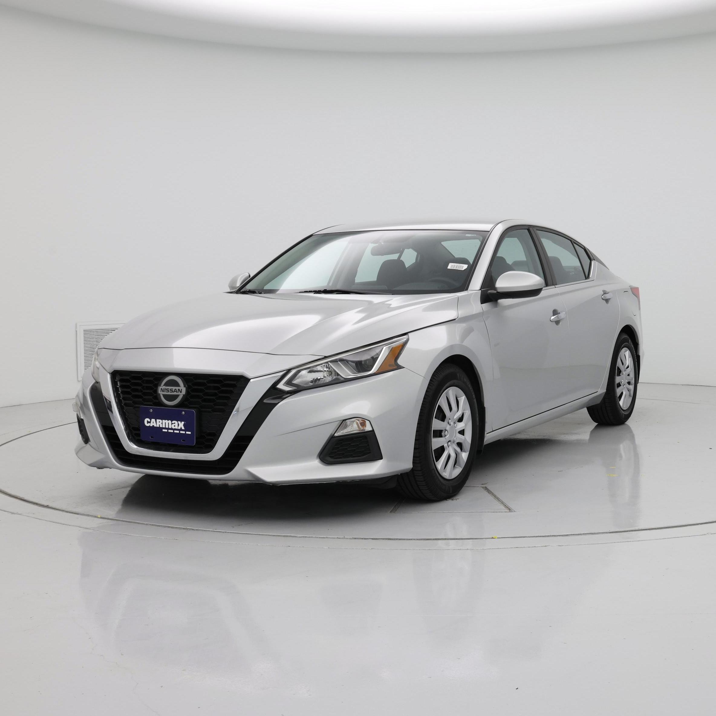 Thumbnail: 2020 Nissan Altima - 4