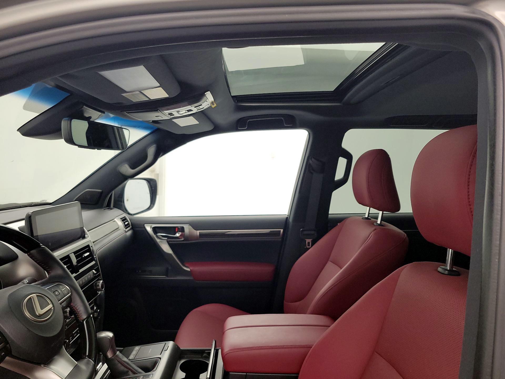 Thumbnail: 2023 Lexus GX - 19