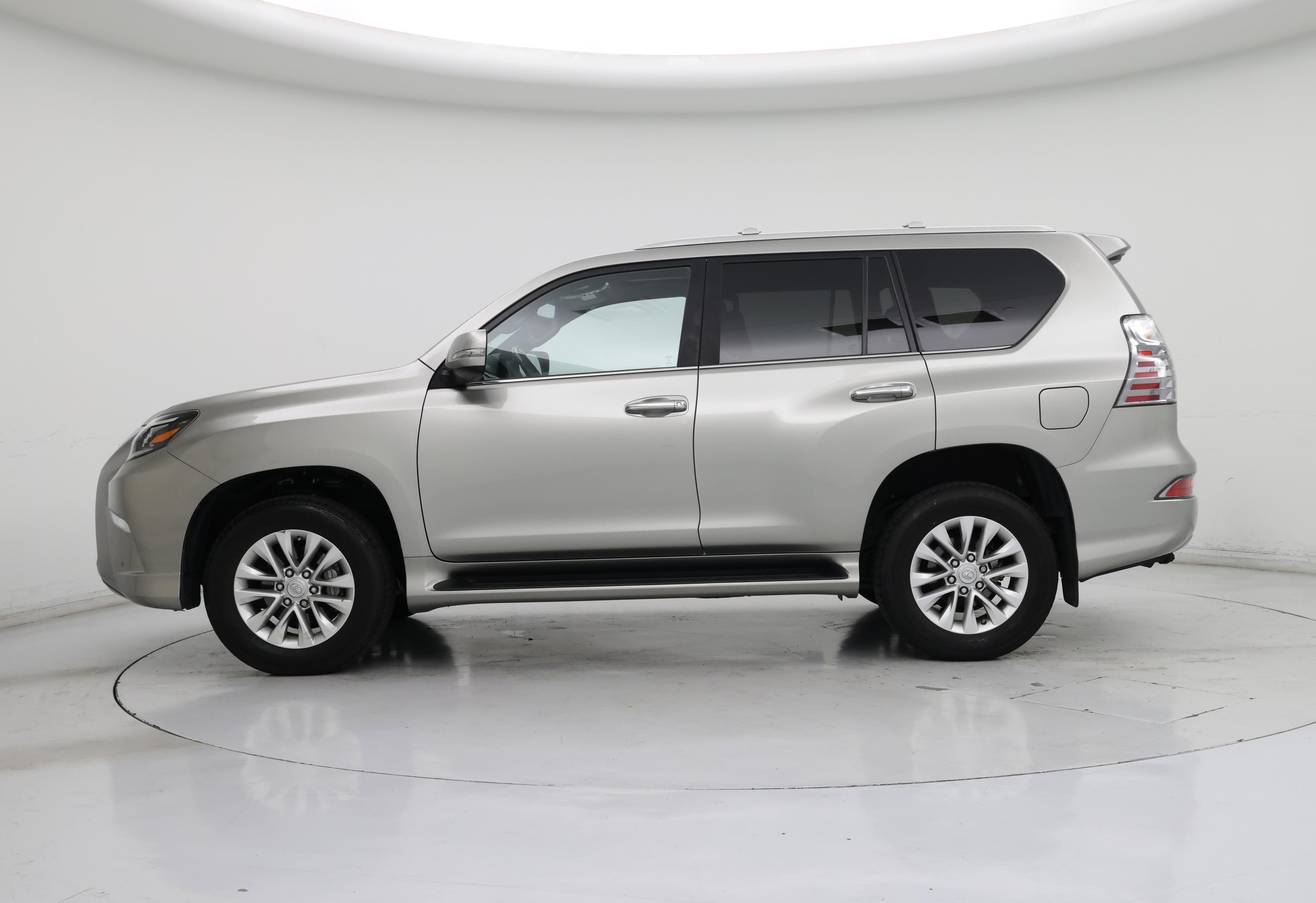 Thumbnail: 2023 Lexus GX - 3