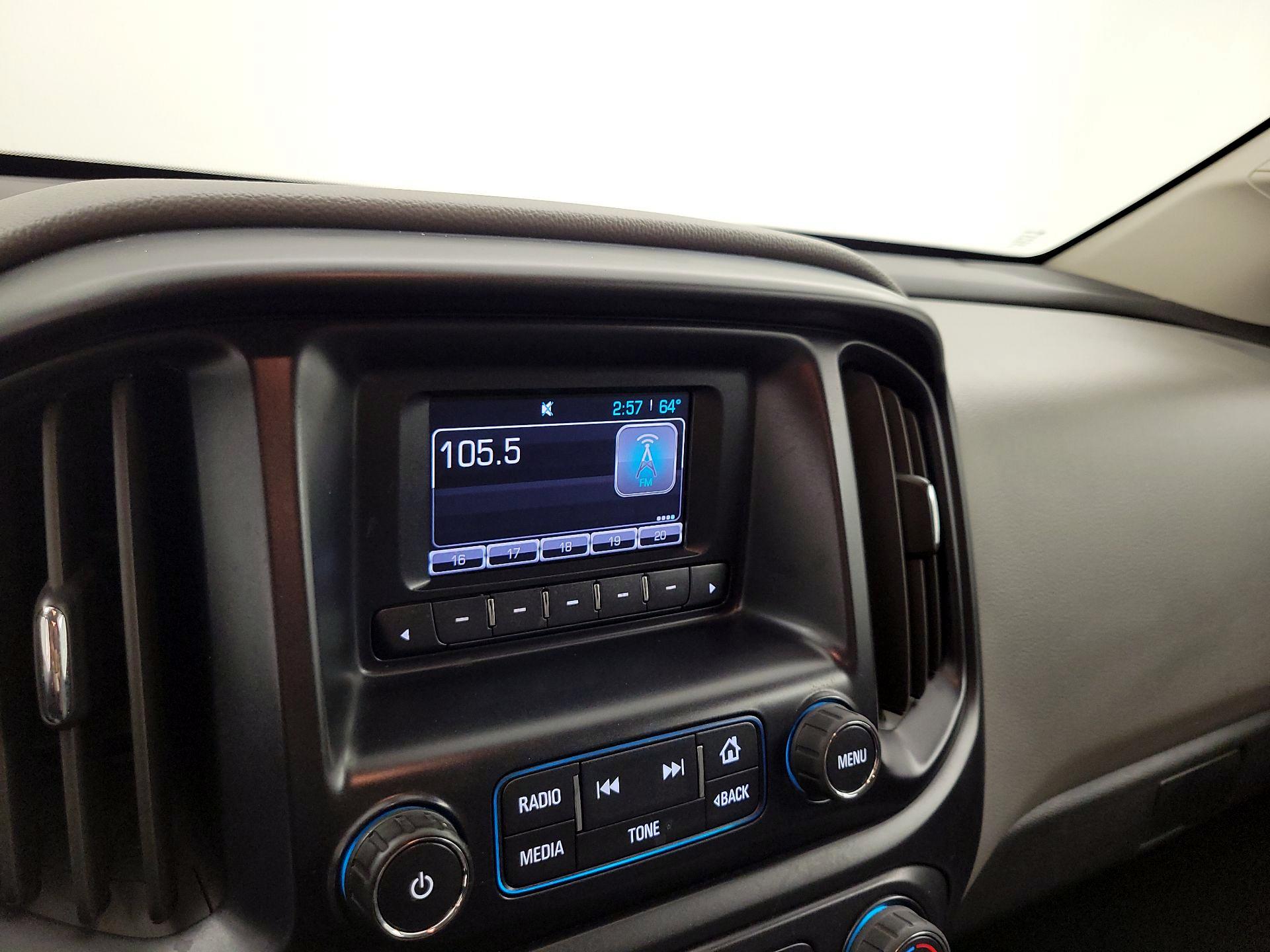 Thumbnail: 2015 Chevrolet Colorado - 15