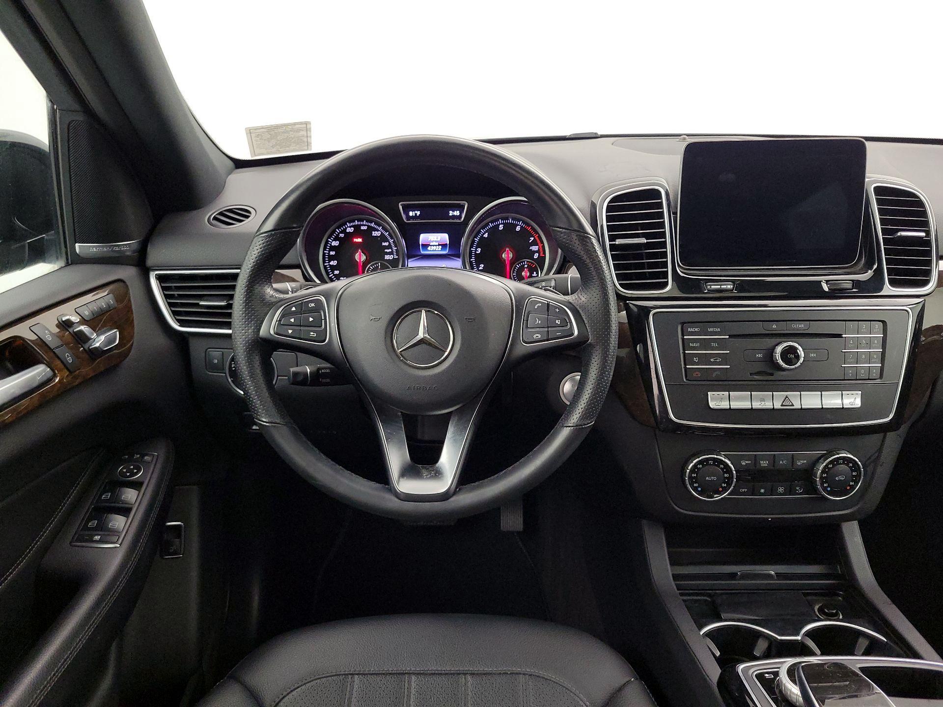 Thumbnail: 2018 Mercedes-Benz GLE - 10