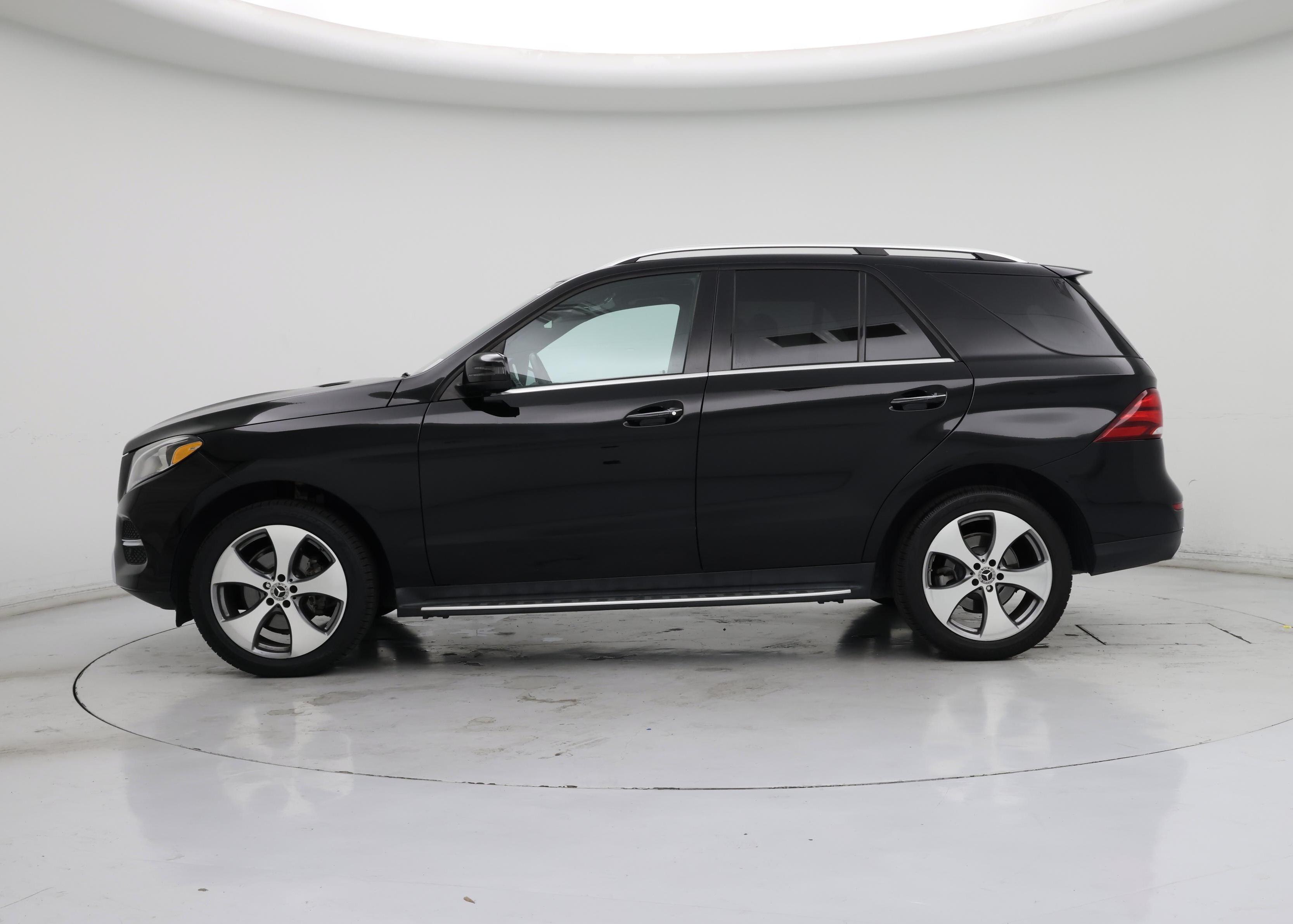 Thumbnail: 2018 Mercedes-Benz GLE - 3
