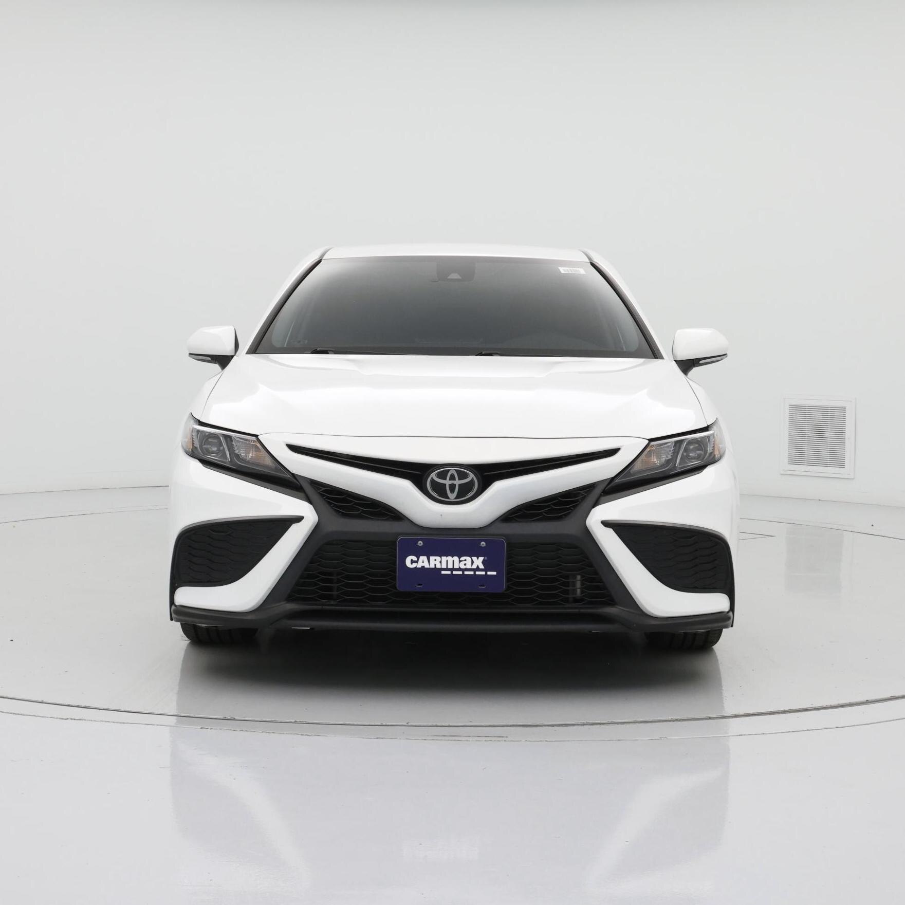 Thumbnail: 2022 Toyota Camry - 5