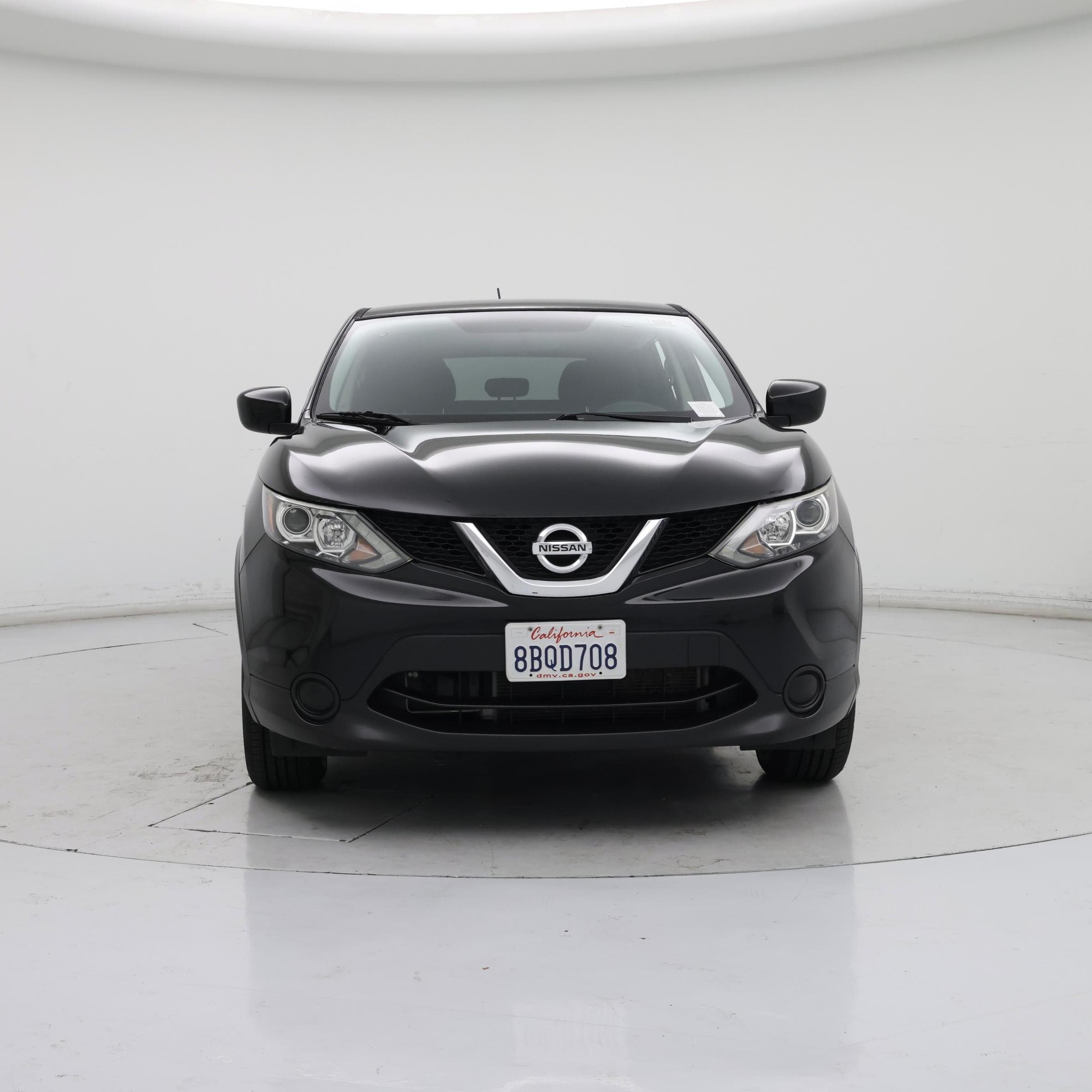 Thumbnail: 2017 Nissan Rogue Sport - 5