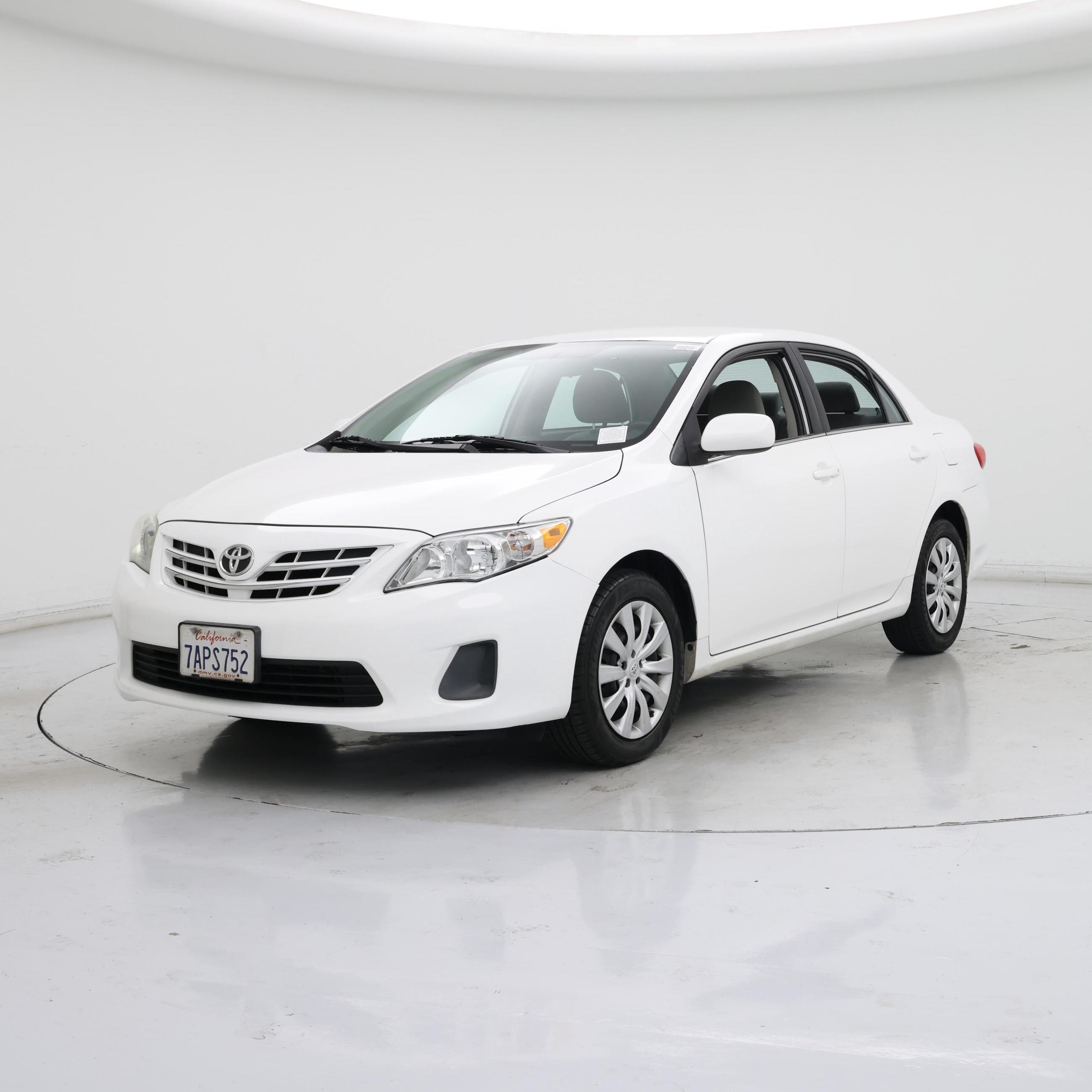 Thumbnail: 2013 Toyota Corolla - 4