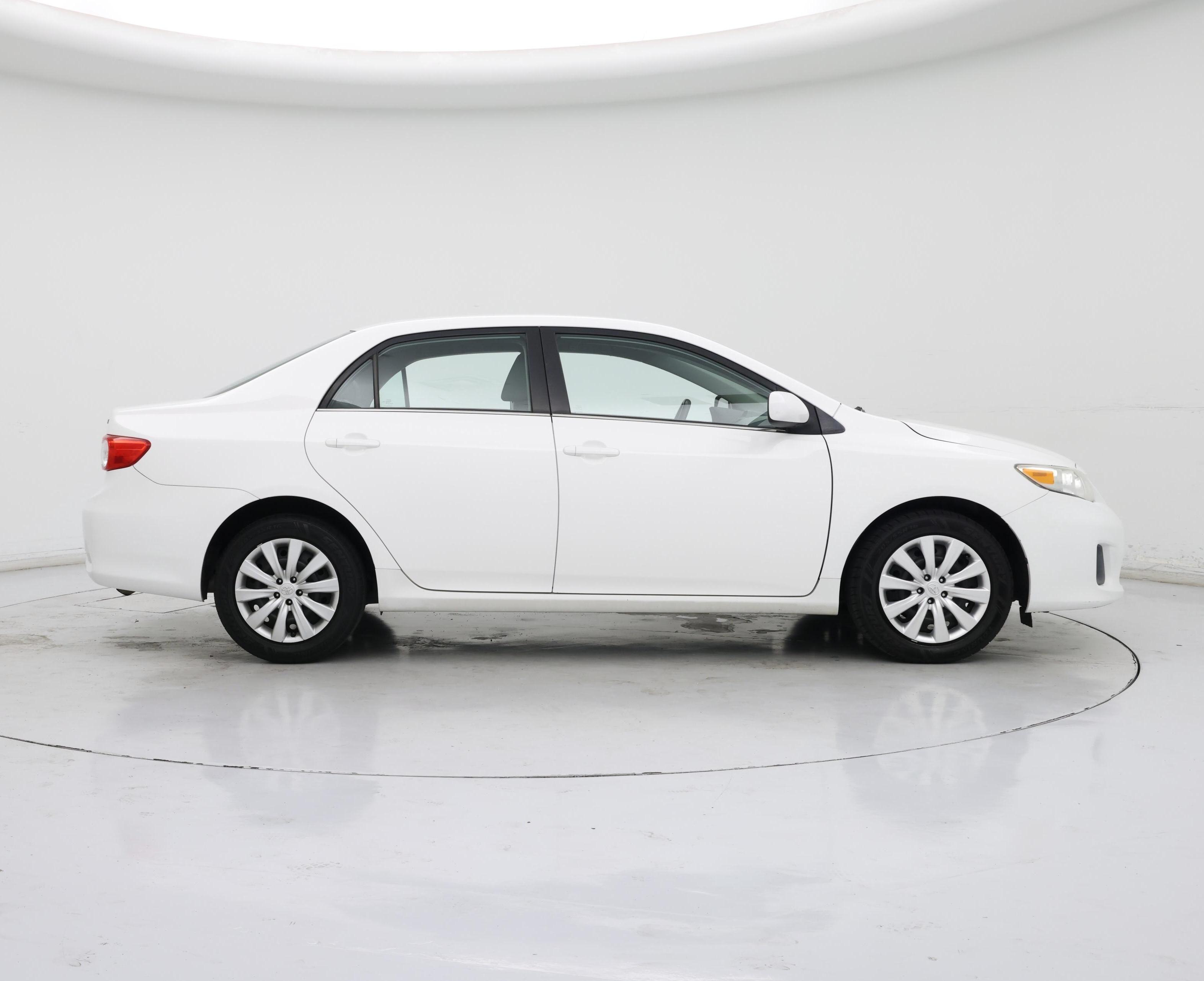 Thumbnail: 2013 Toyota Corolla - 7
