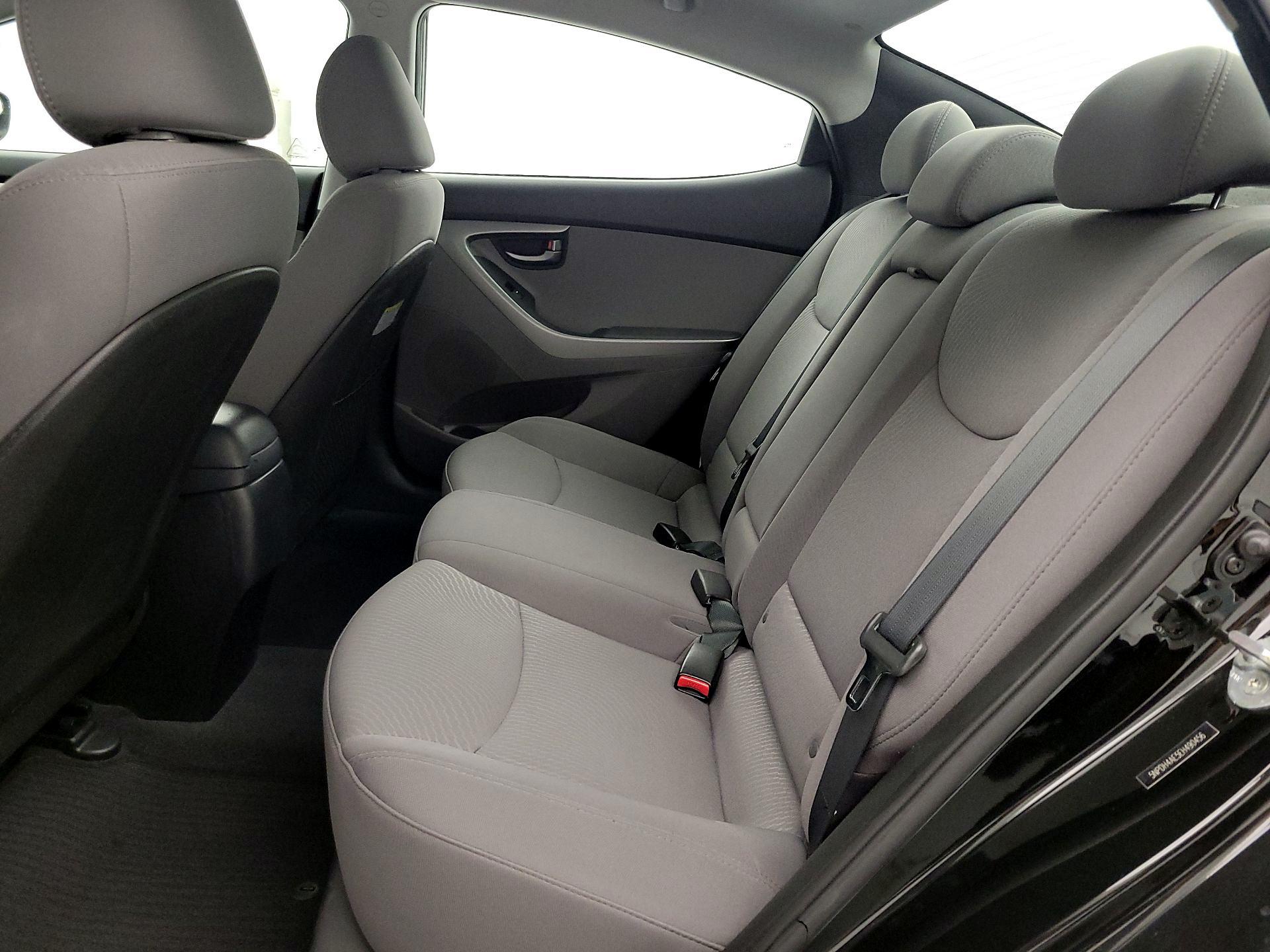 Thumbnail: 2014 Hyundai Elantra - 18