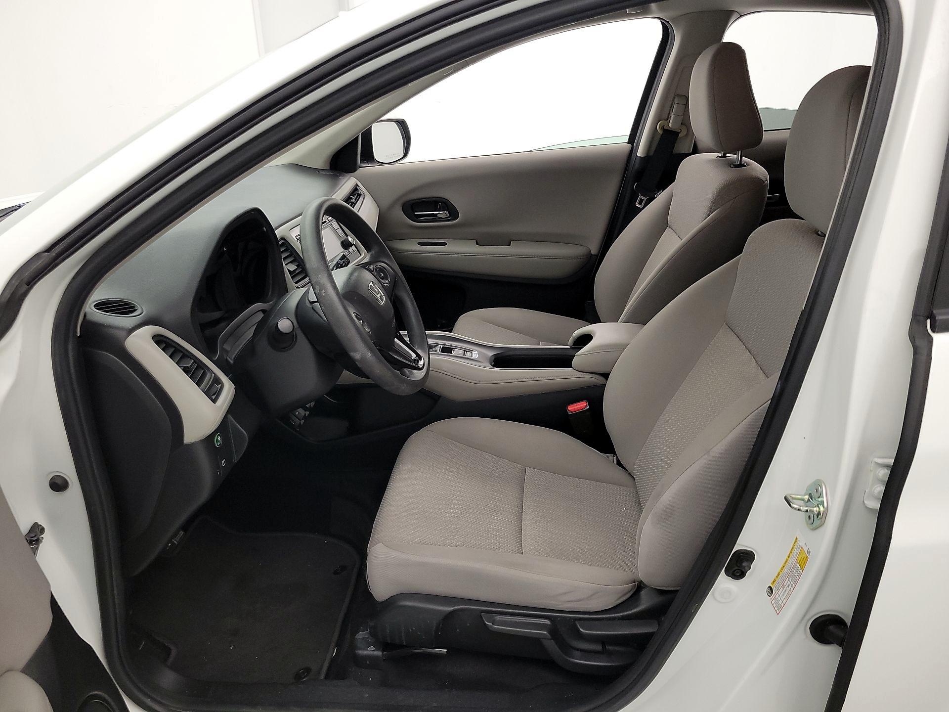 Thumbnail: 2017 Honda HR-V - 11