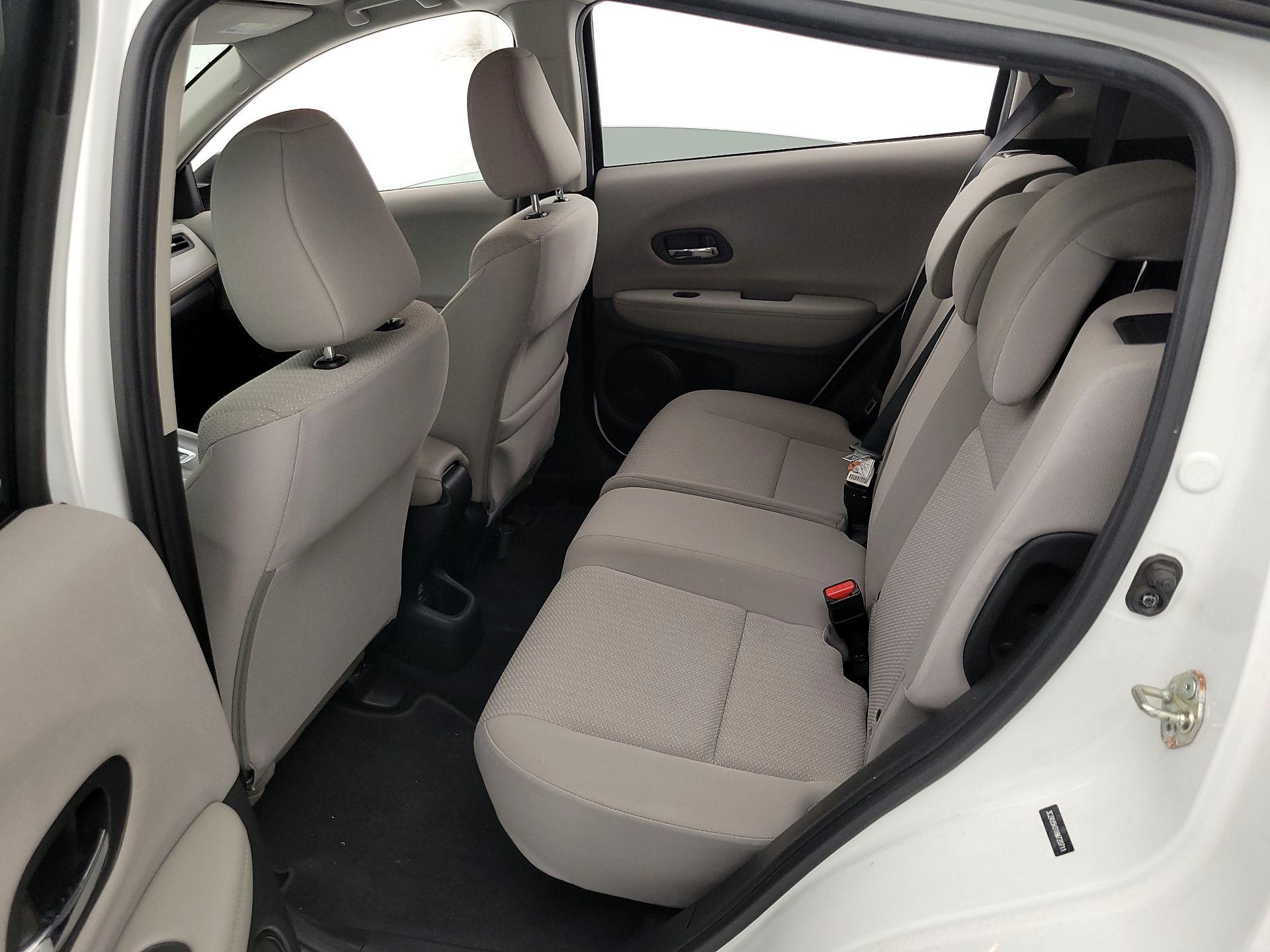 Thumbnail: 2017 Honda HR-V - 18