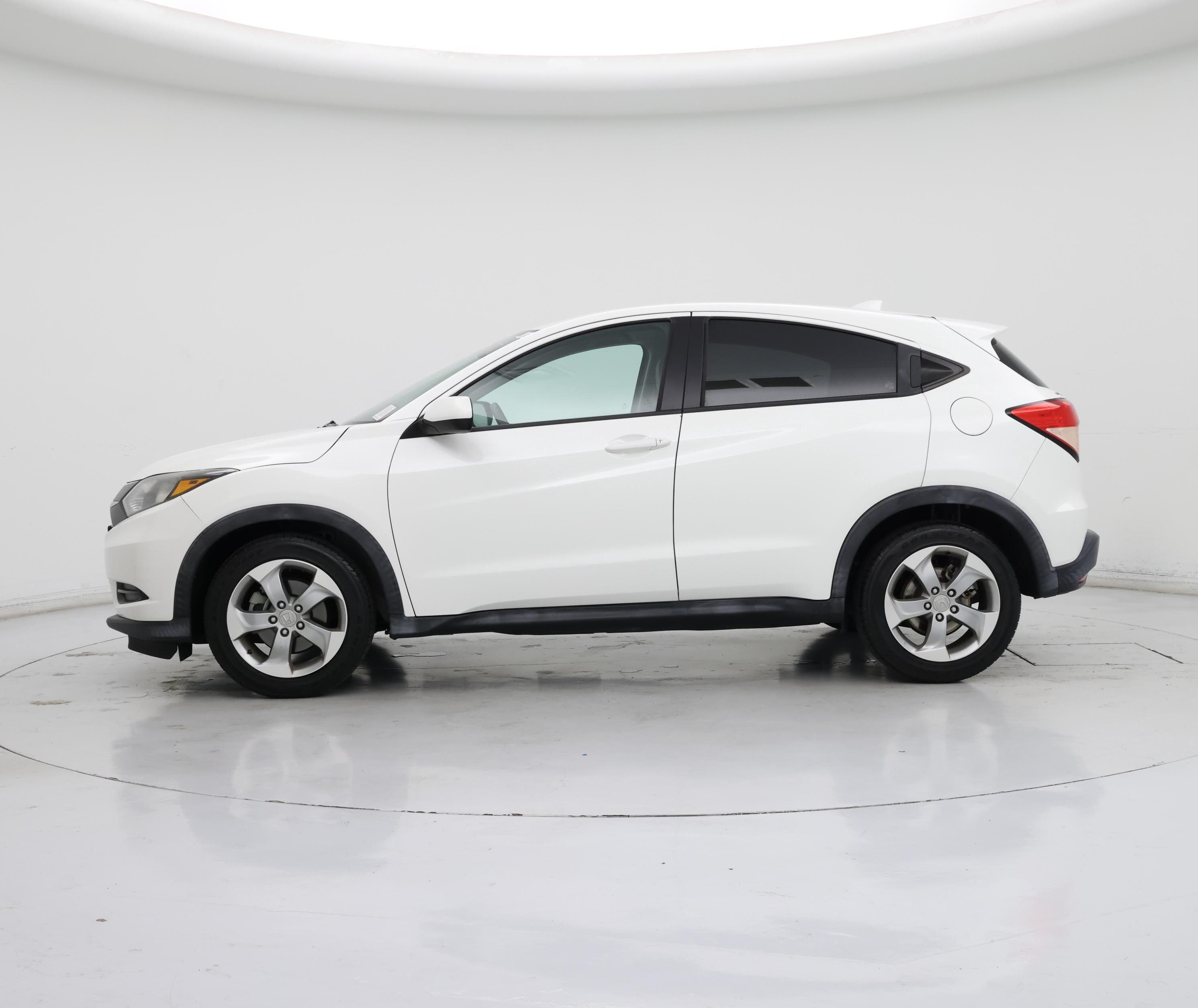 Thumbnail: 2017 Honda HR-V - 3