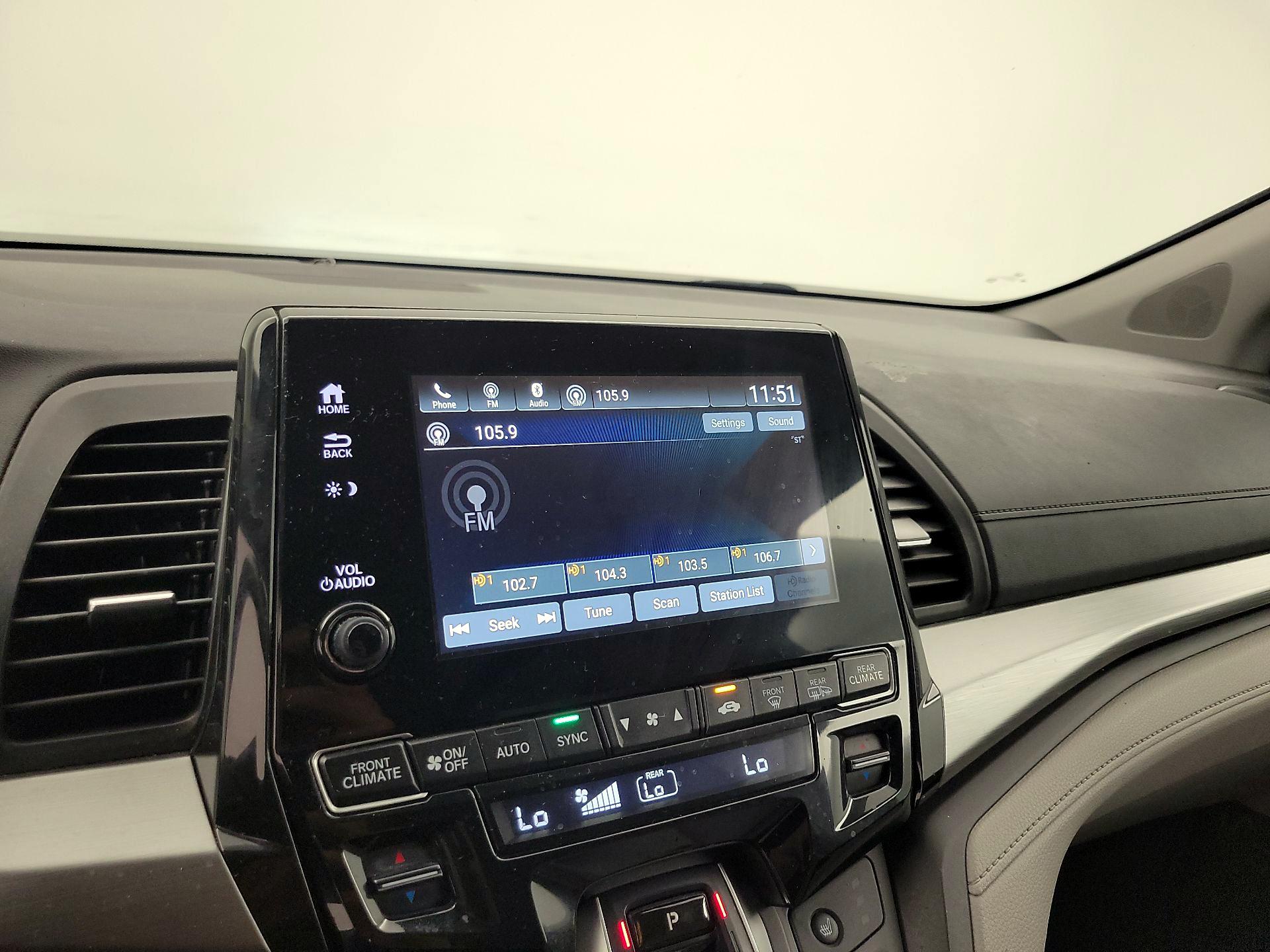 Thumbnail: 2019 Honda Odyssey - 15