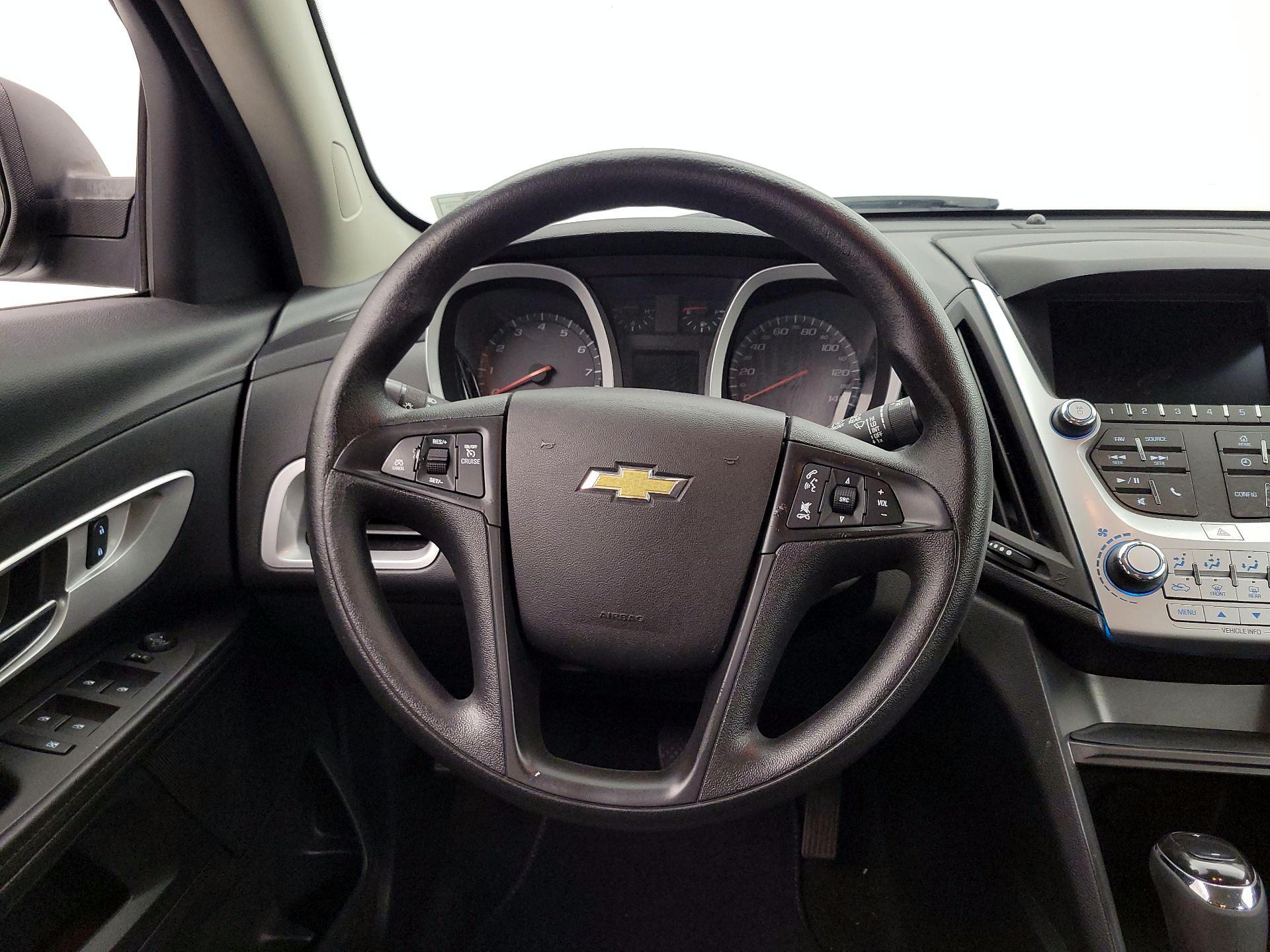 Thumbnail: 2016 Chevrolet Equinox - 10