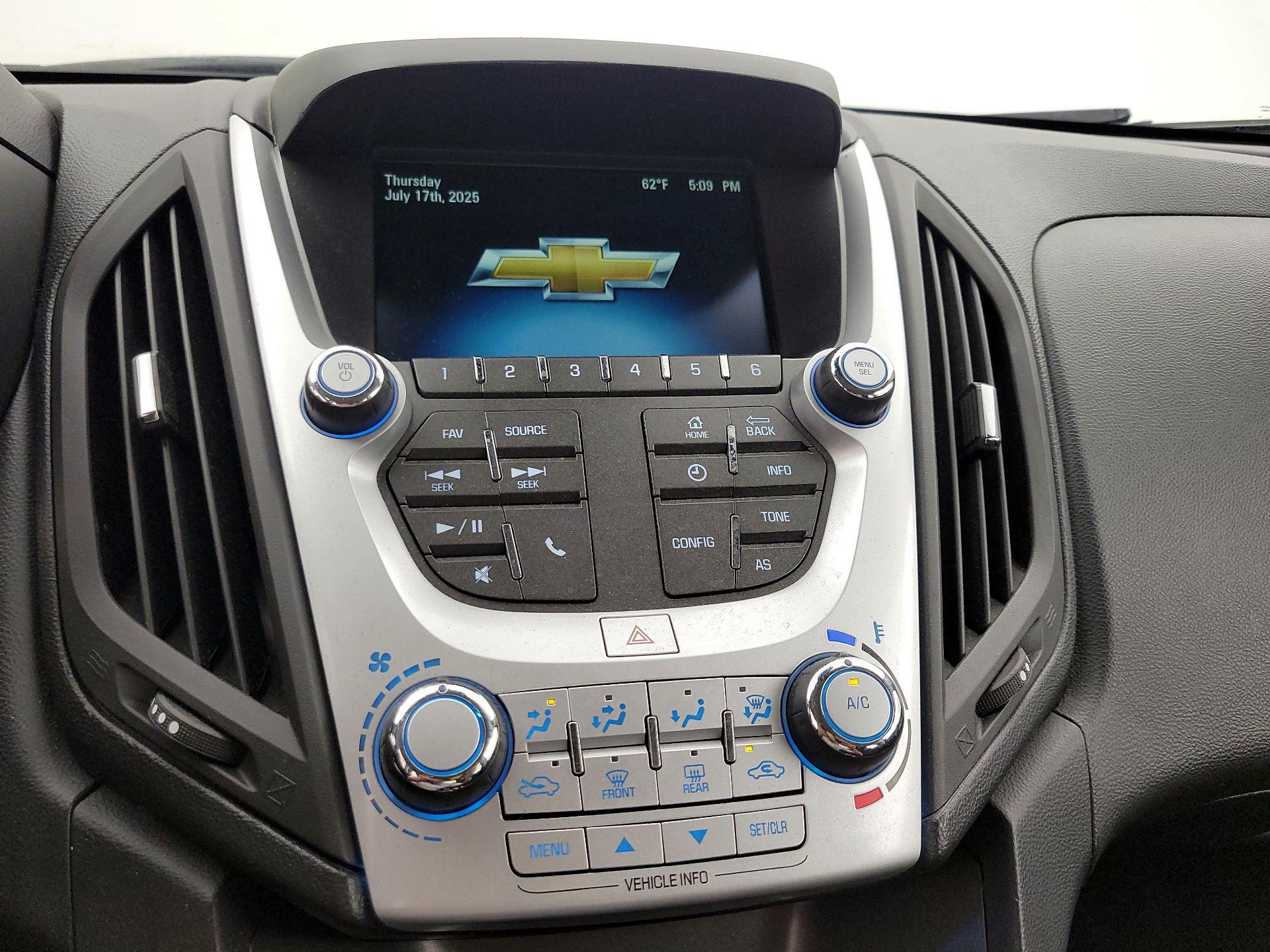 Thumbnail: 2016 Chevrolet Equinox - 15
