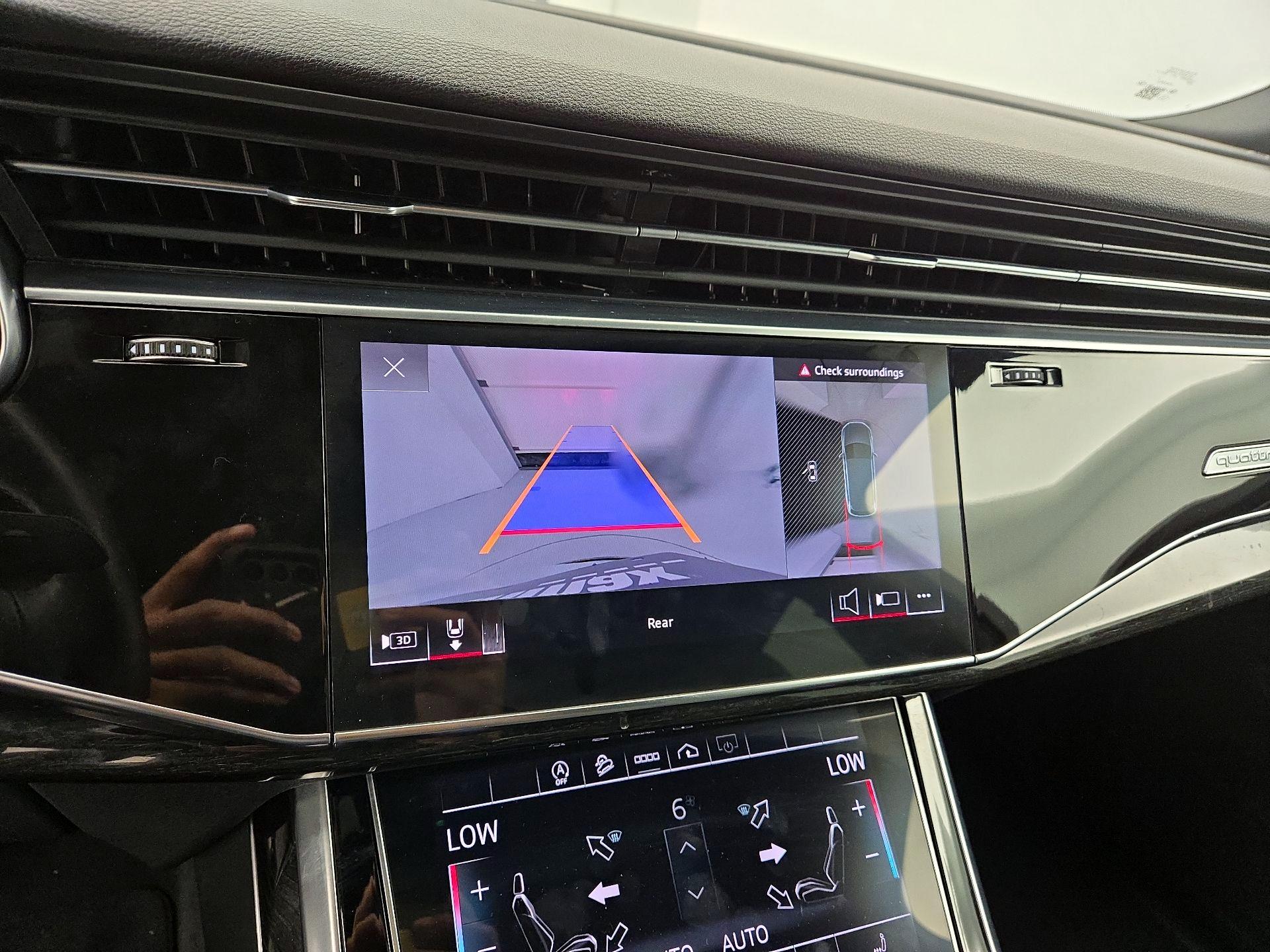 Thumbnail: 2021 Audi Q7 - 14
