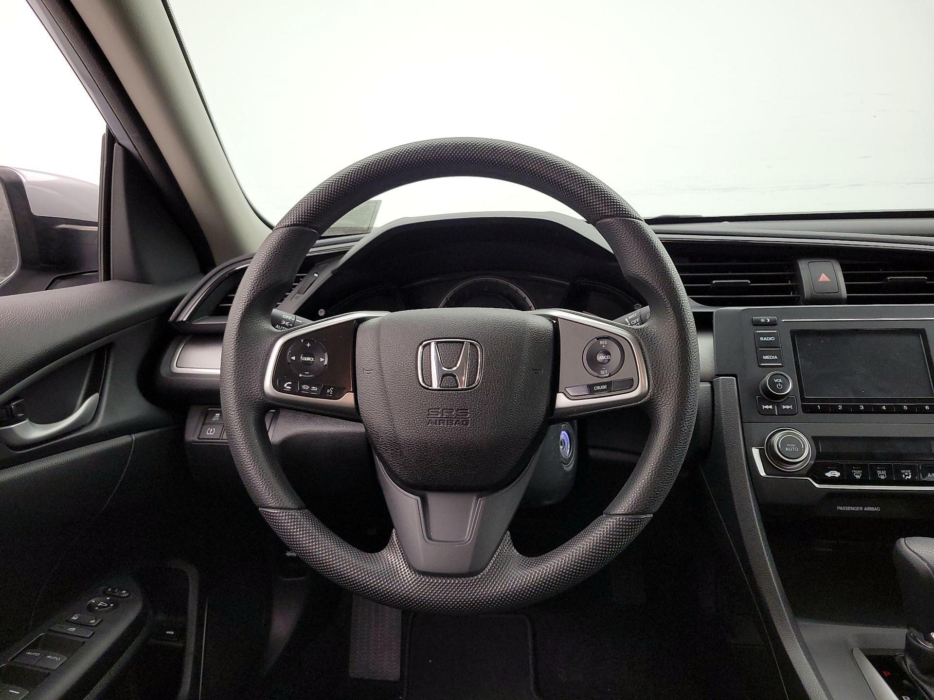 Thumbnail: 2016 Honda Civic - 10