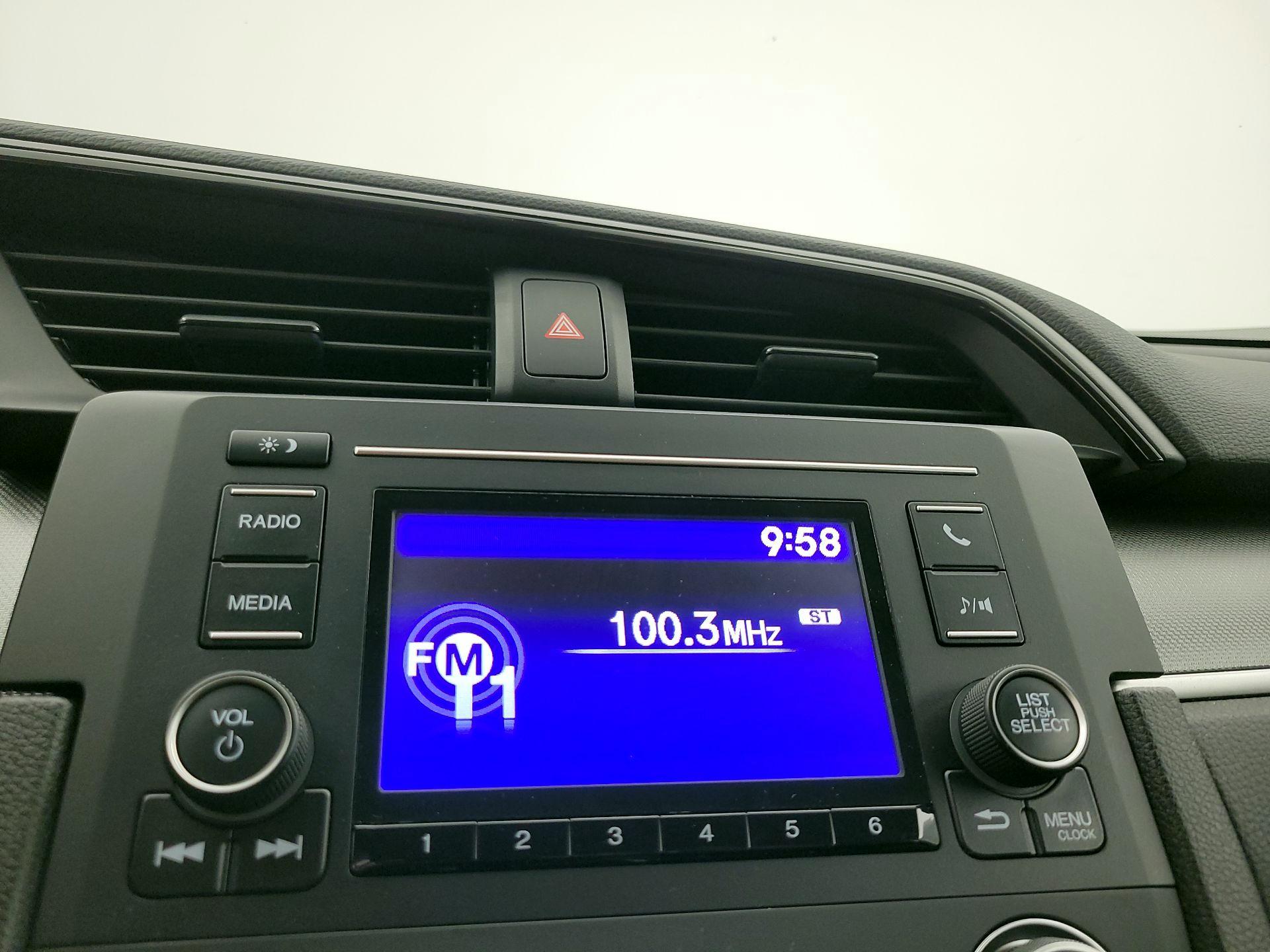 Thumbnail: 2016 Honda Civic - 15