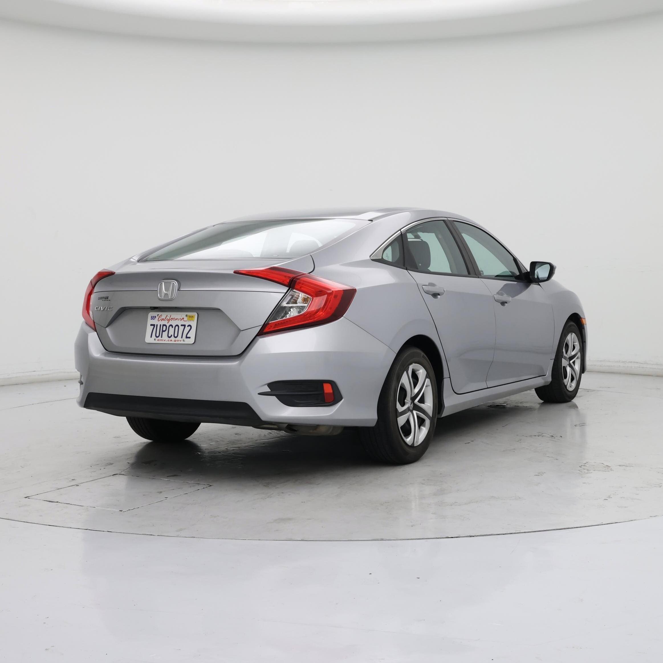 Thumbnail: 2016 Honda Civic - 8