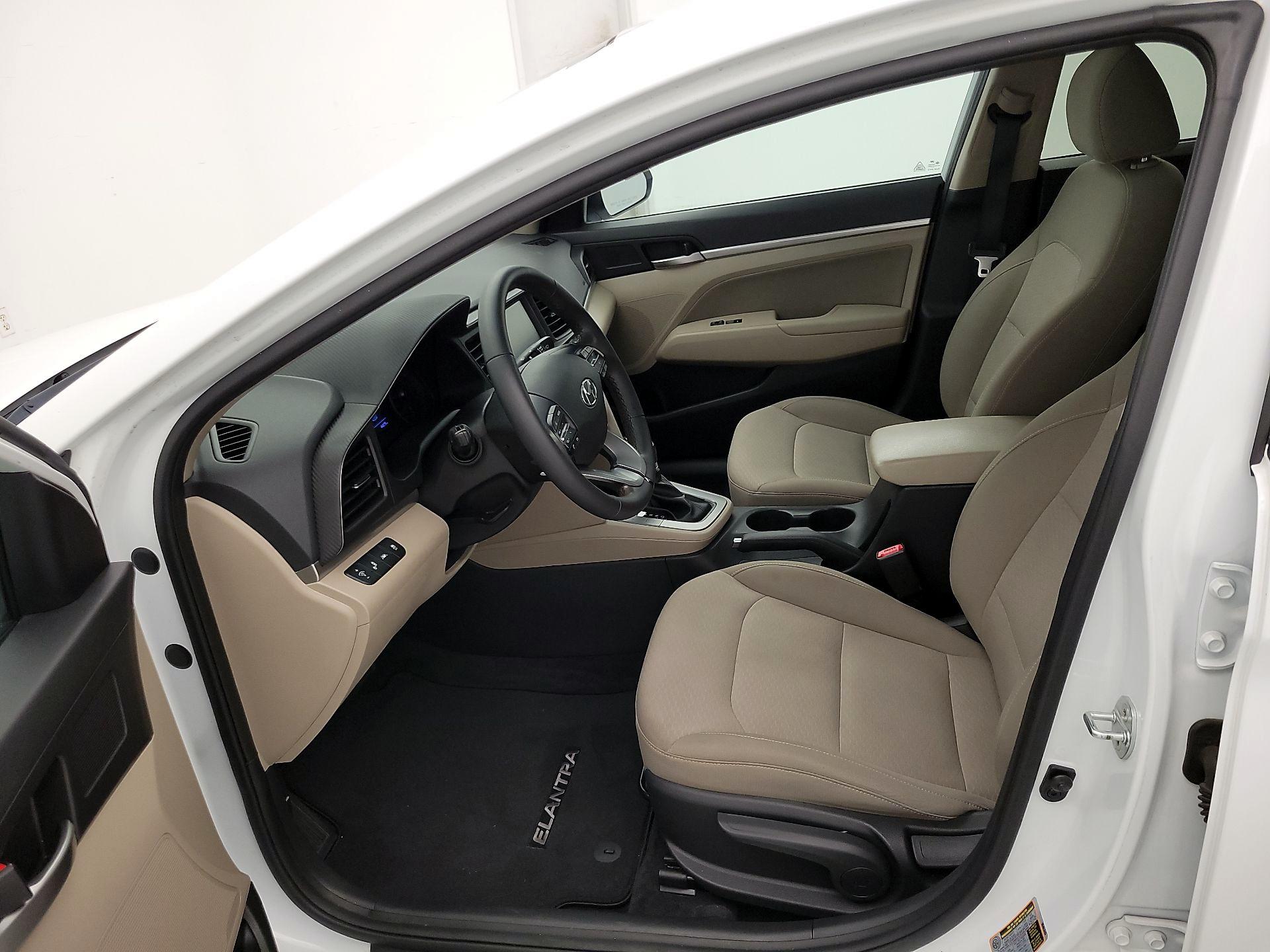 Thumbnail: 2020 Hyundai Elantra - 11