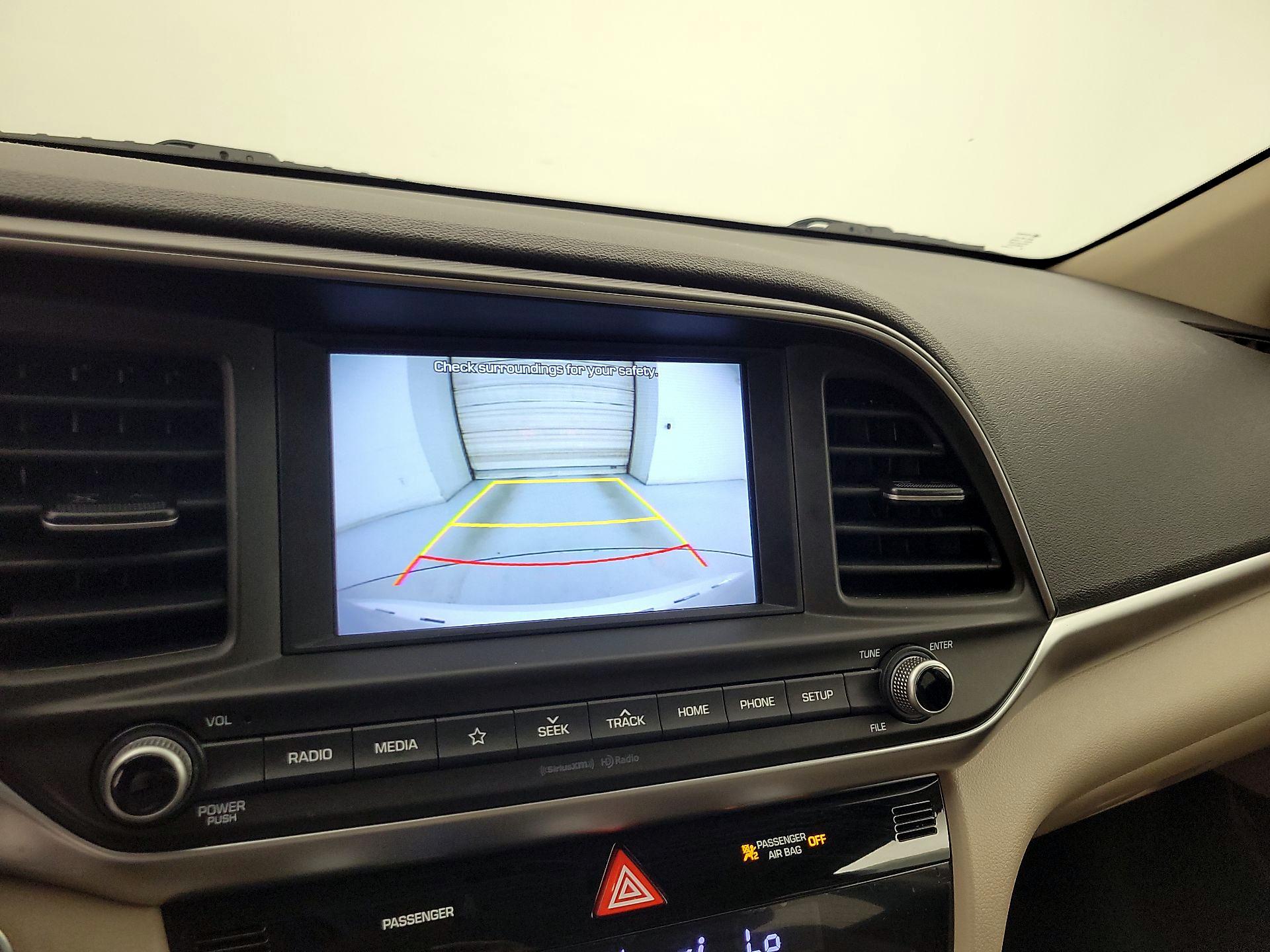 Thumbnail: 2020 Hyundai Elantra - 14