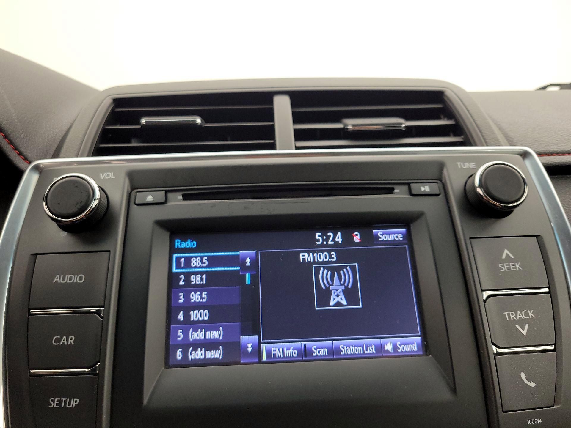 Thumbnail: 2017 Toyota Camry - 15