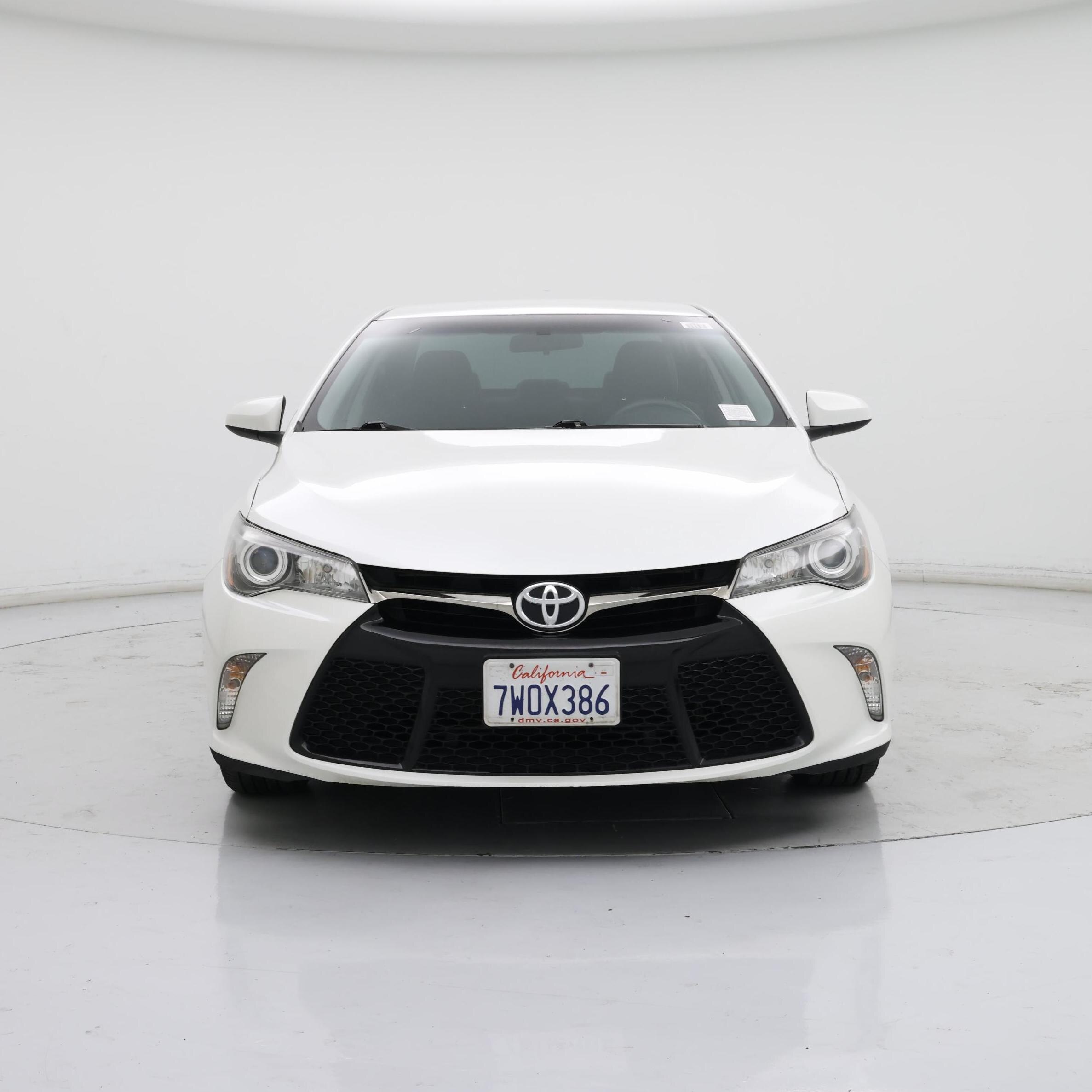 Thumbnail: 2017 Toyota Camry - 5