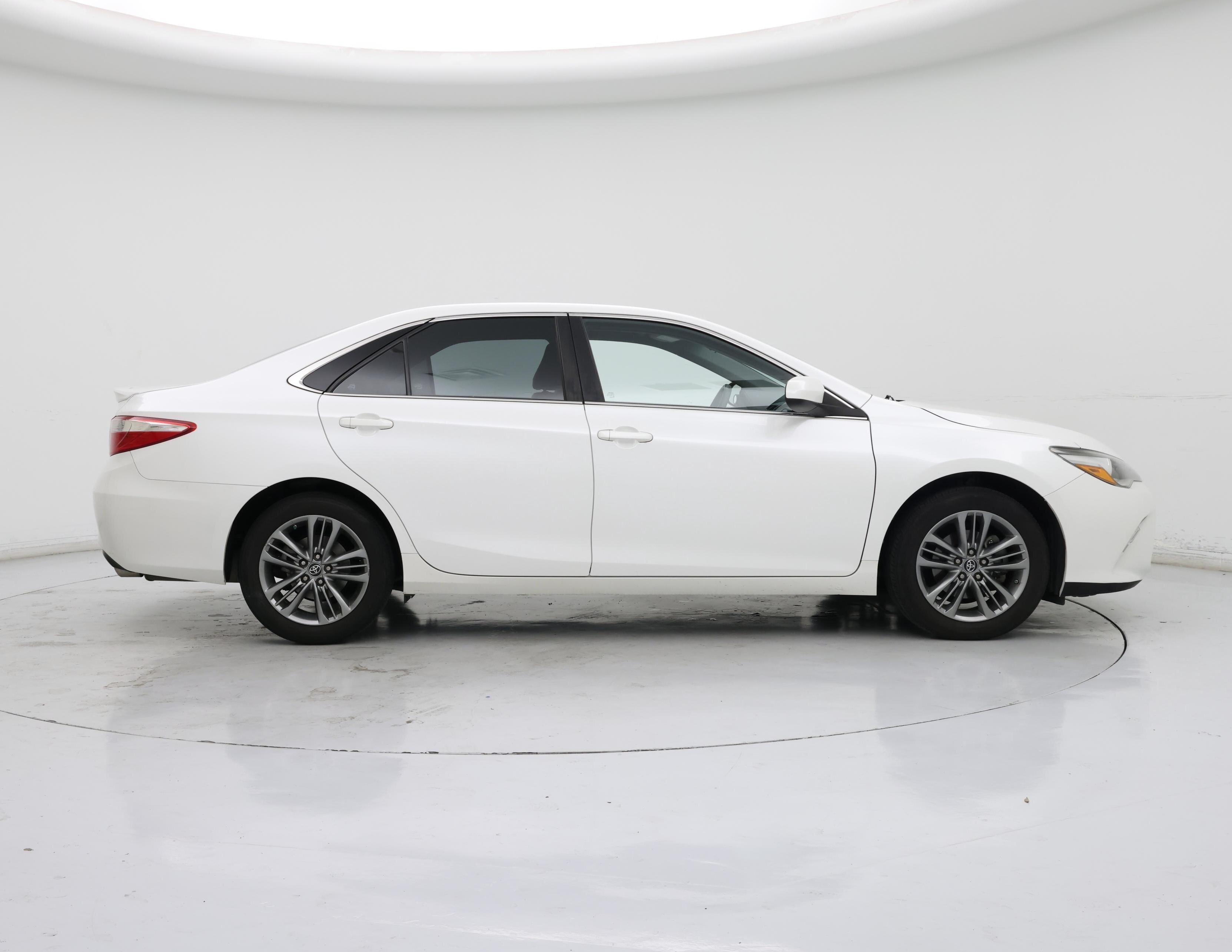 Thumbnail: 2017 Toyota Camry - 7