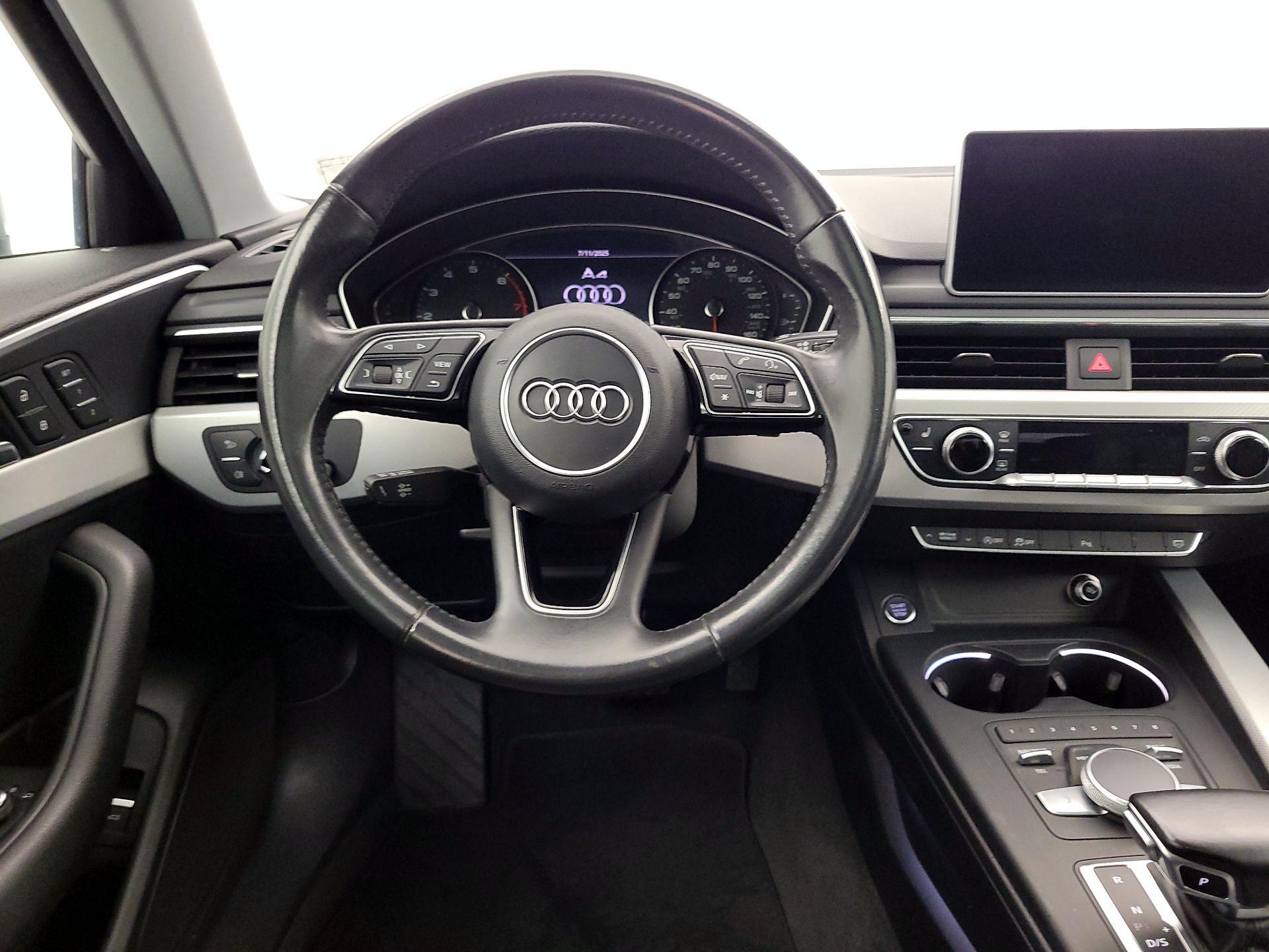 Thumbnail: 2017 Audi A4 - 10