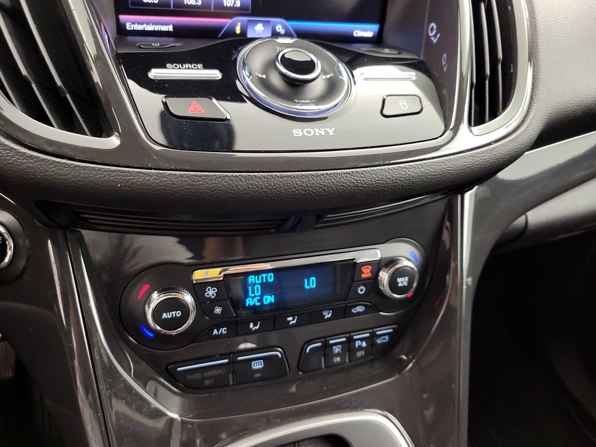 Thumbnail: 2014 Ford Escape - 17