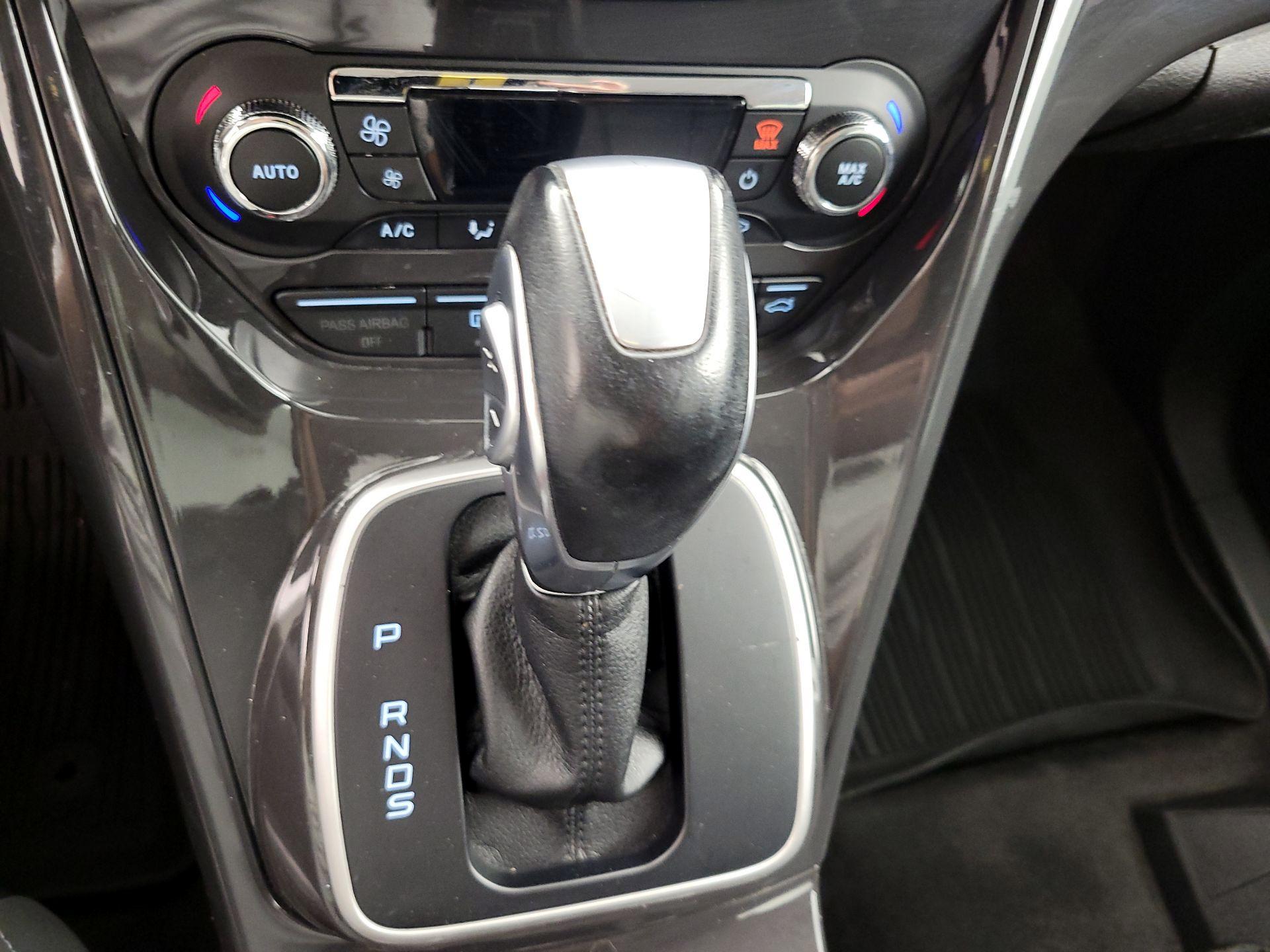 Thumbnail: 2014 Ford Escape - 18