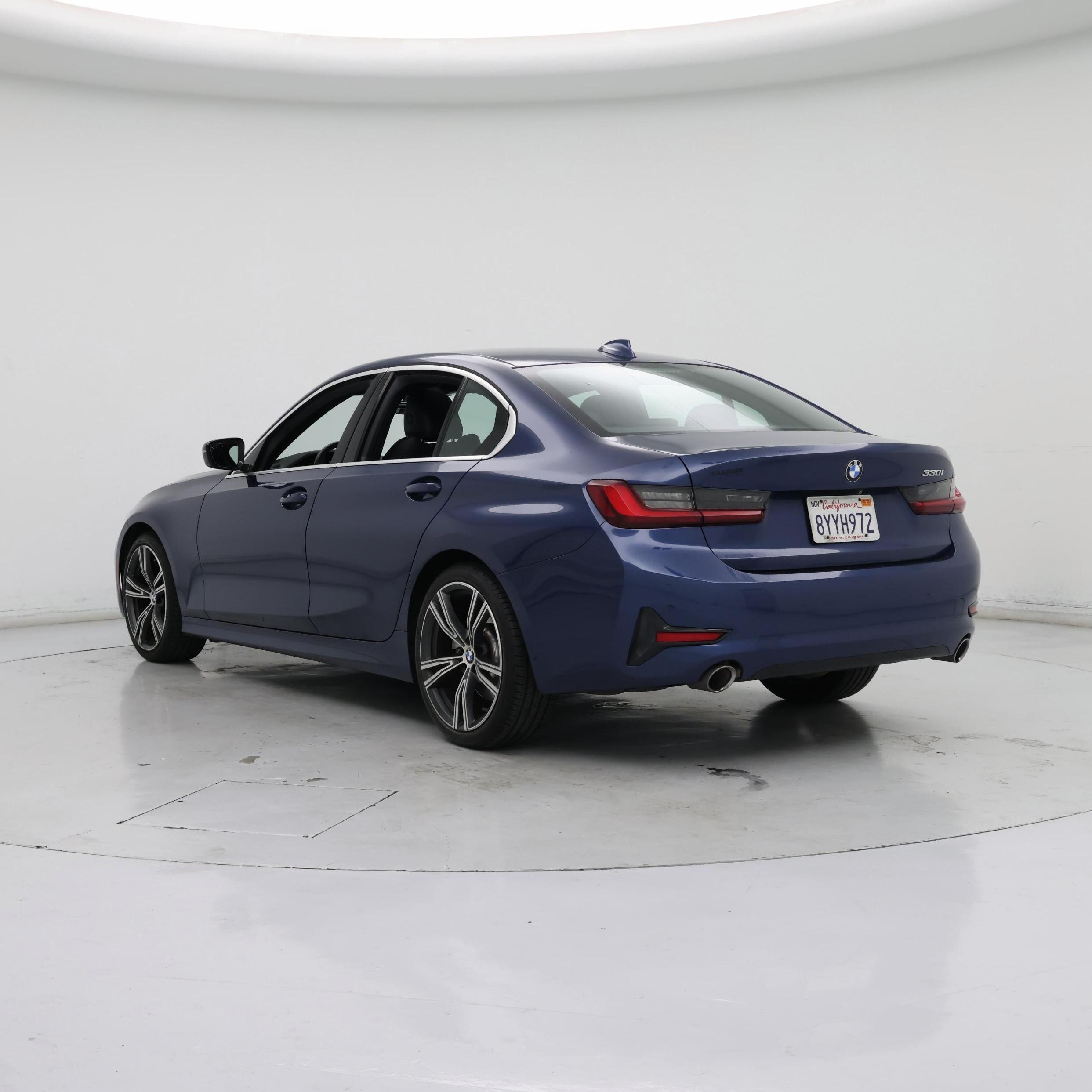 Thumbnail: 2022 BMW 3 Series - 2