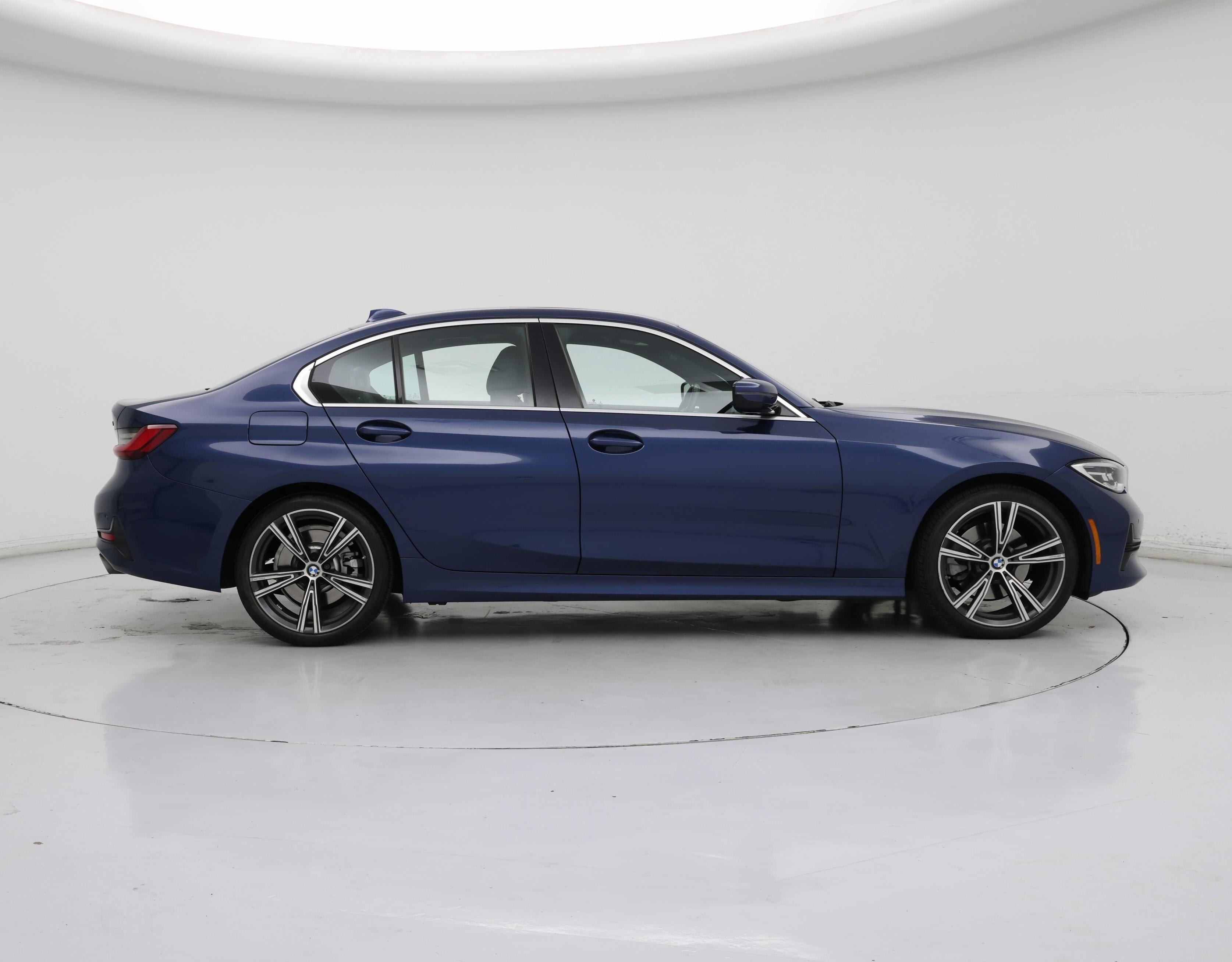 Thumbnail: 2022 BMW 3 Series - 7