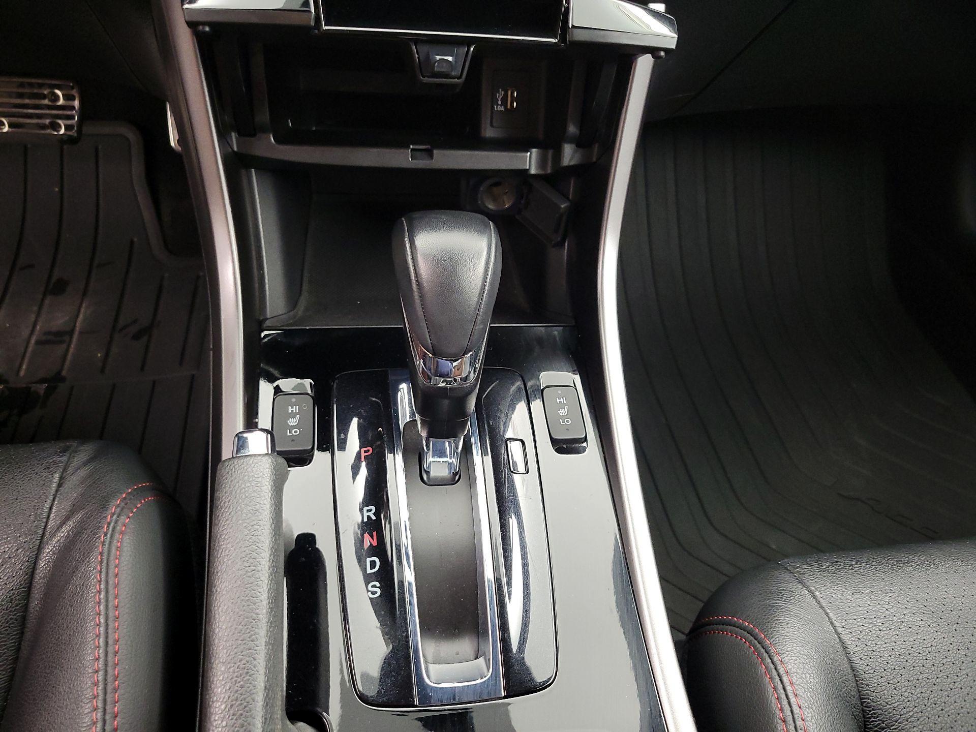 Thumbnail: 2017 Honda Accord - 17