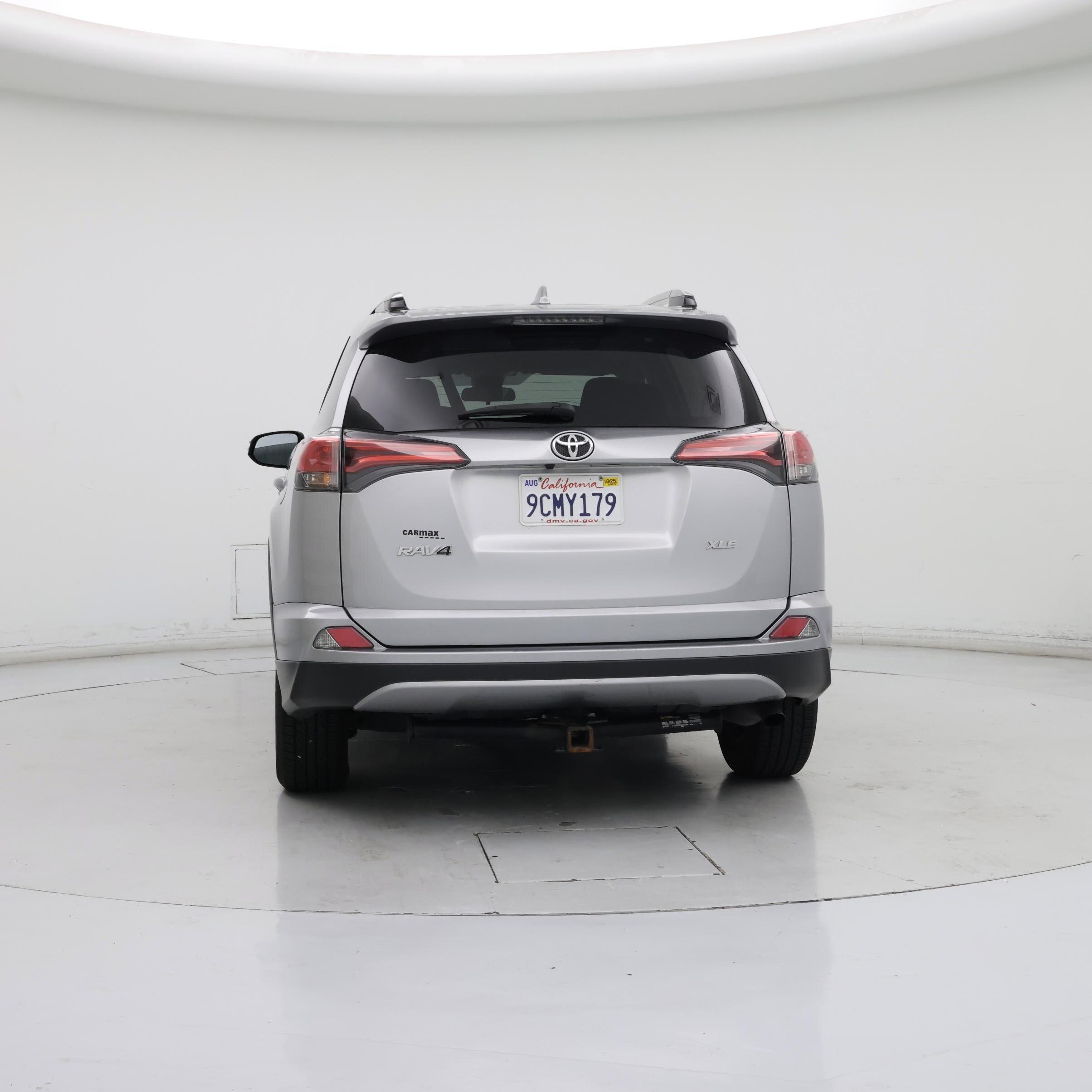 Thumbnail: 2017 Toyota RAV4 - 6