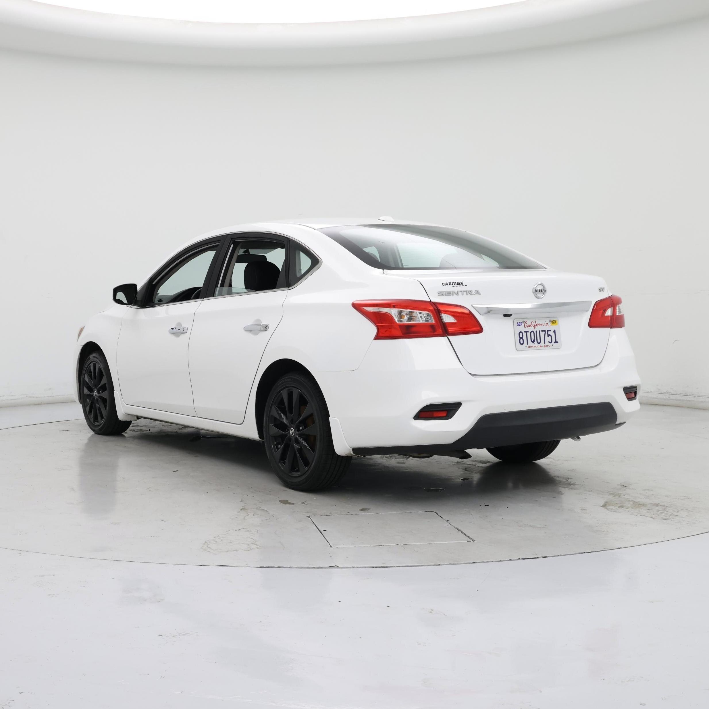 Thumbnail: 2017 Nissan Sentra - 2